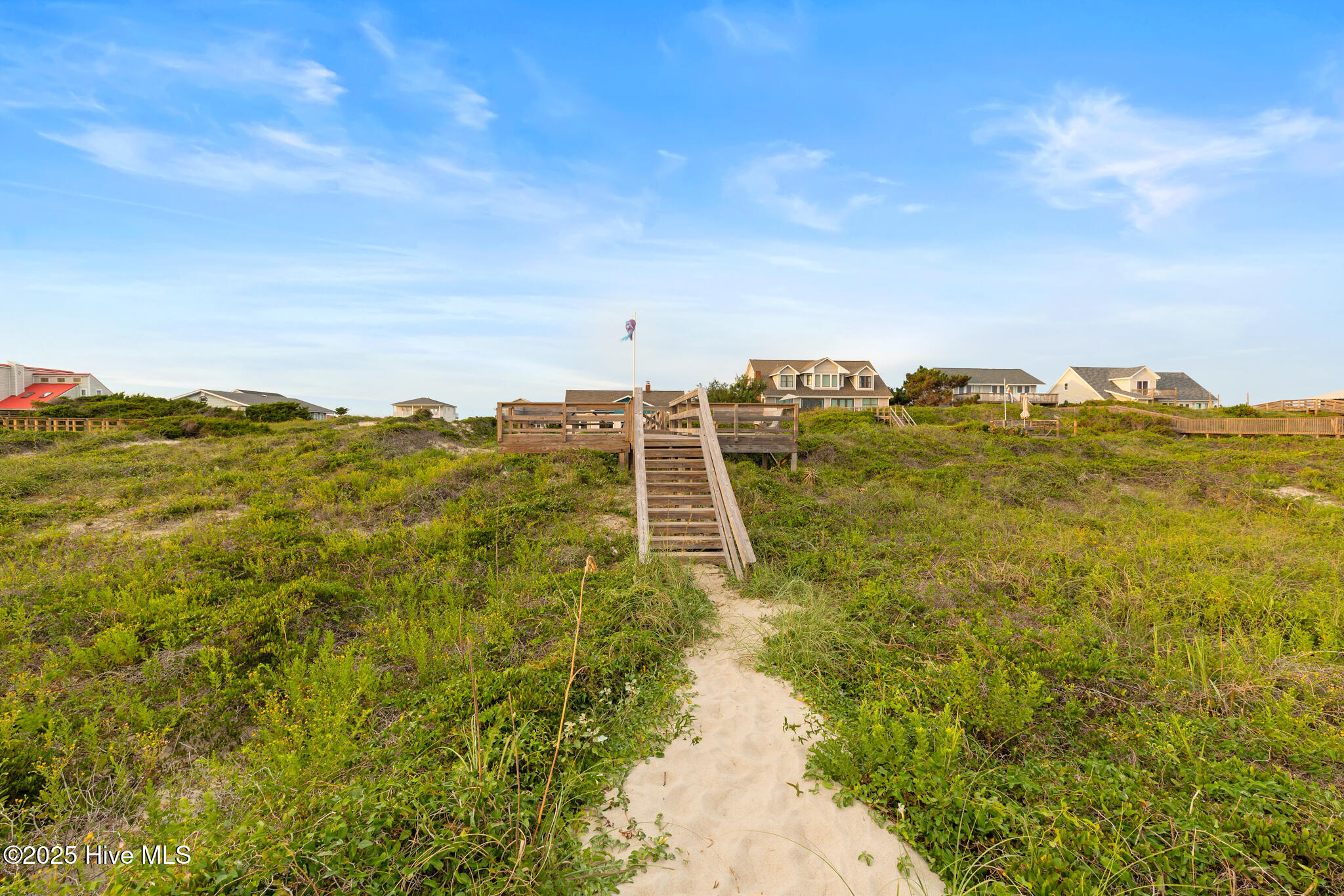 100531510 | Photo 36