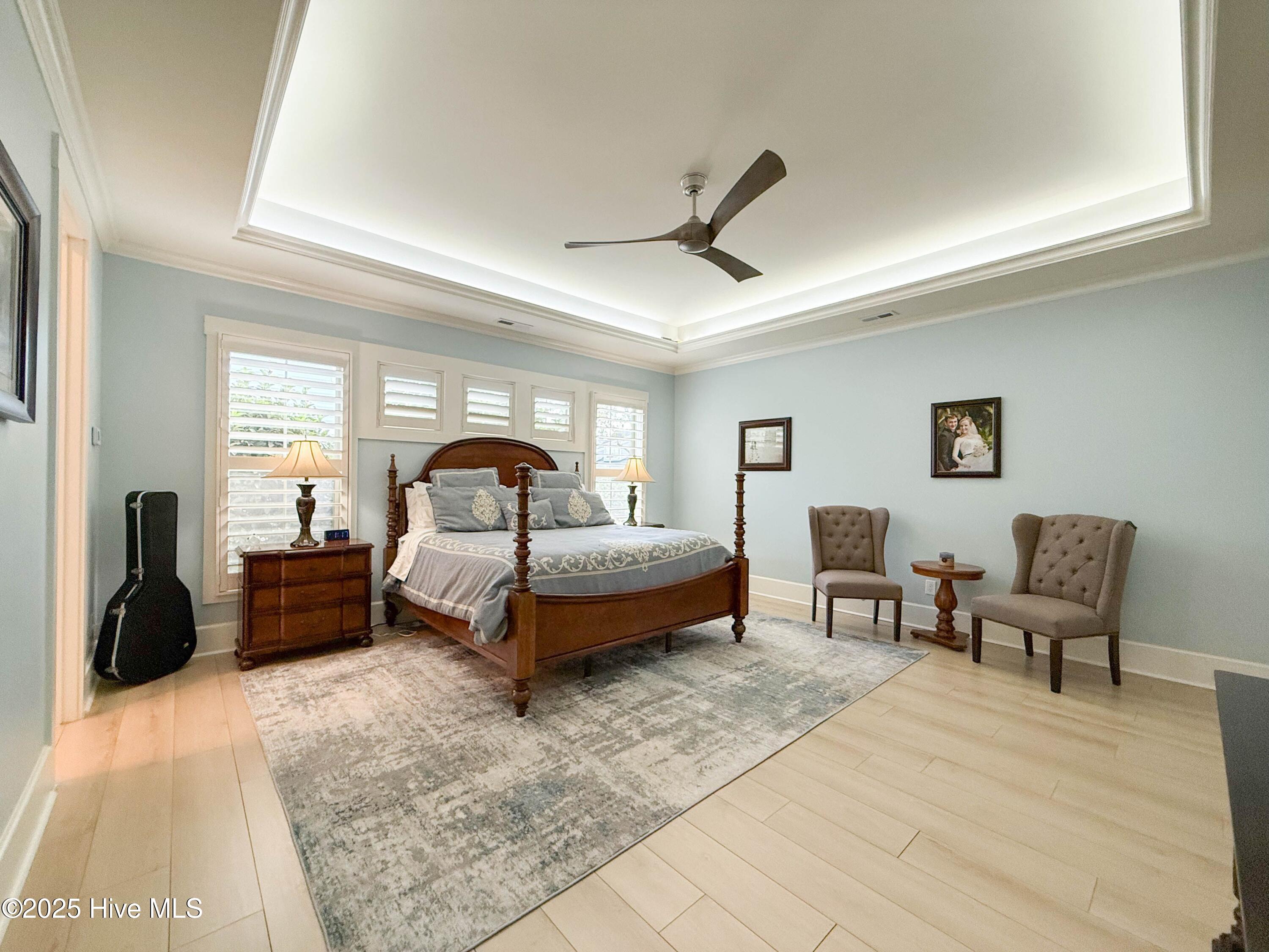 100534073 | Photo 40