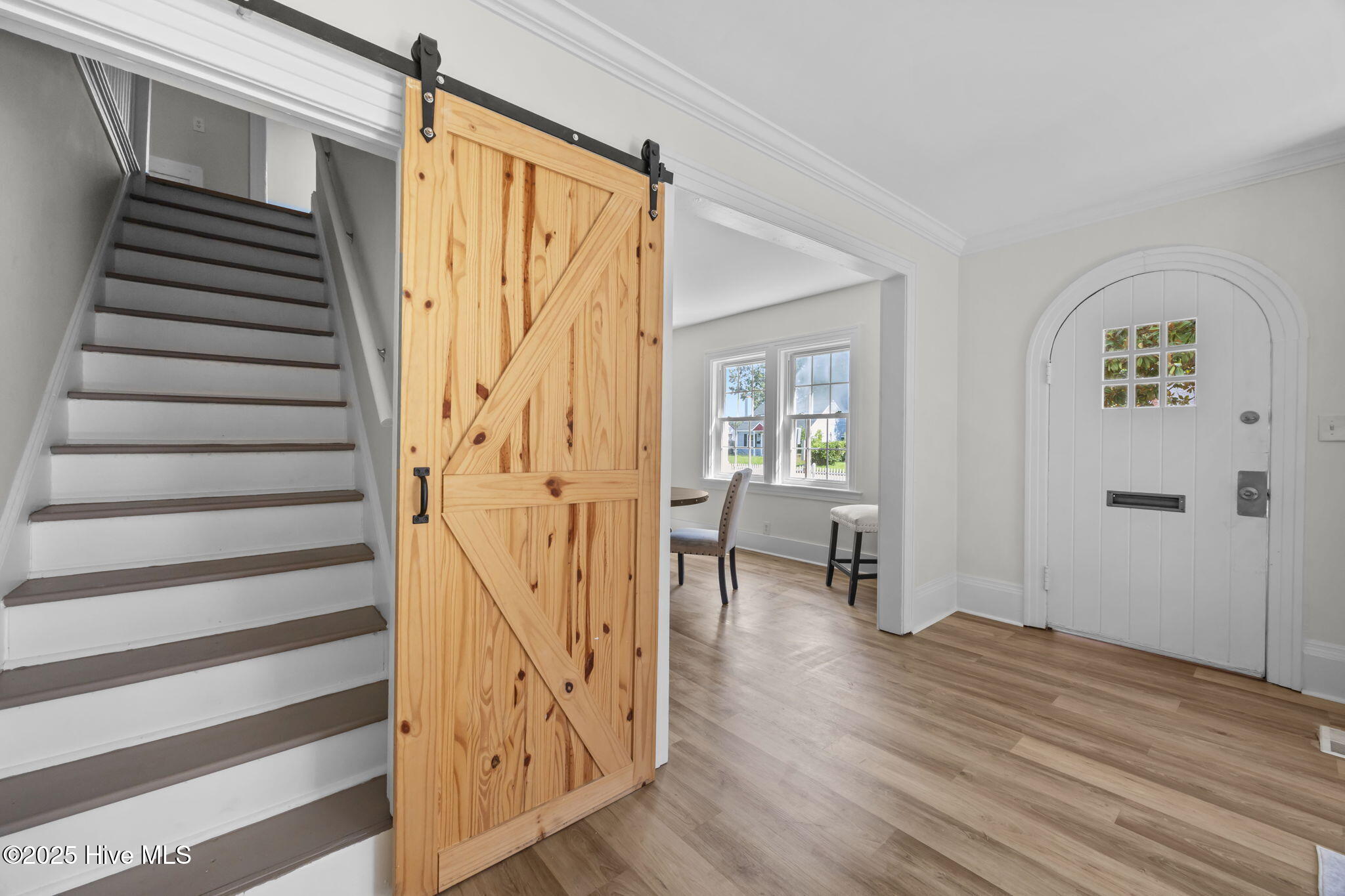 100520043 | Photo 20