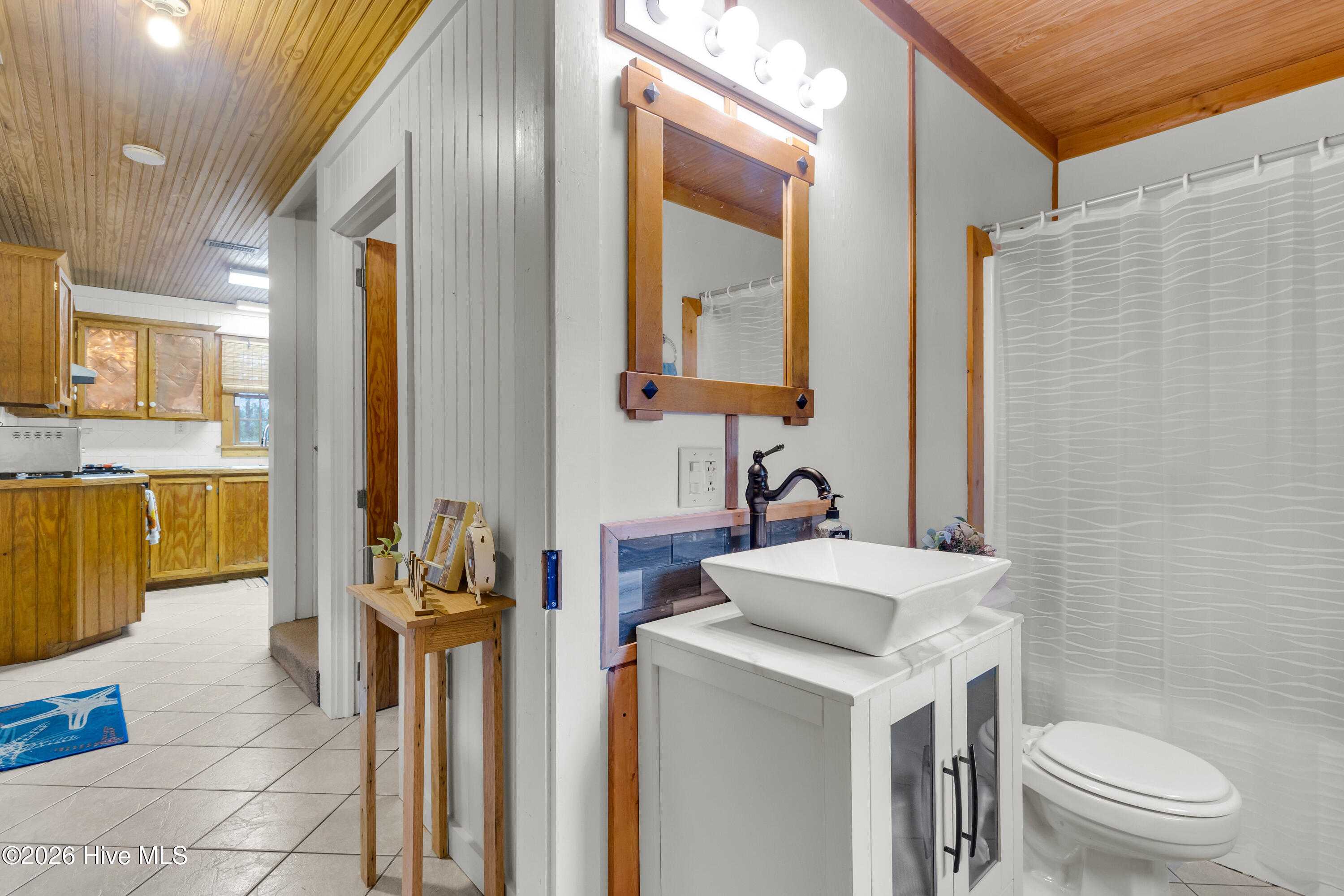 687 Alligator Creek Road,Merritt