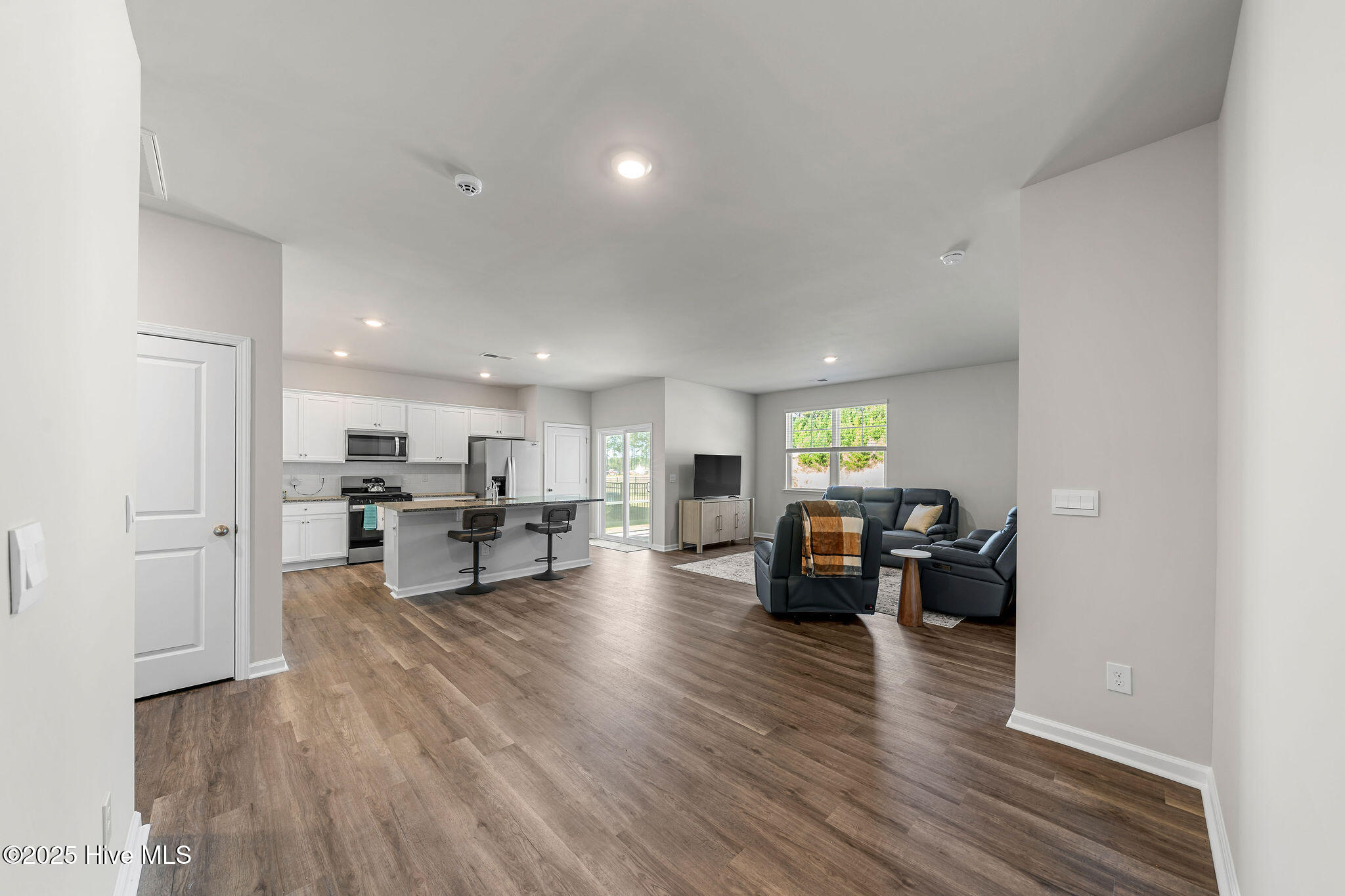 100539912 | Photo 16