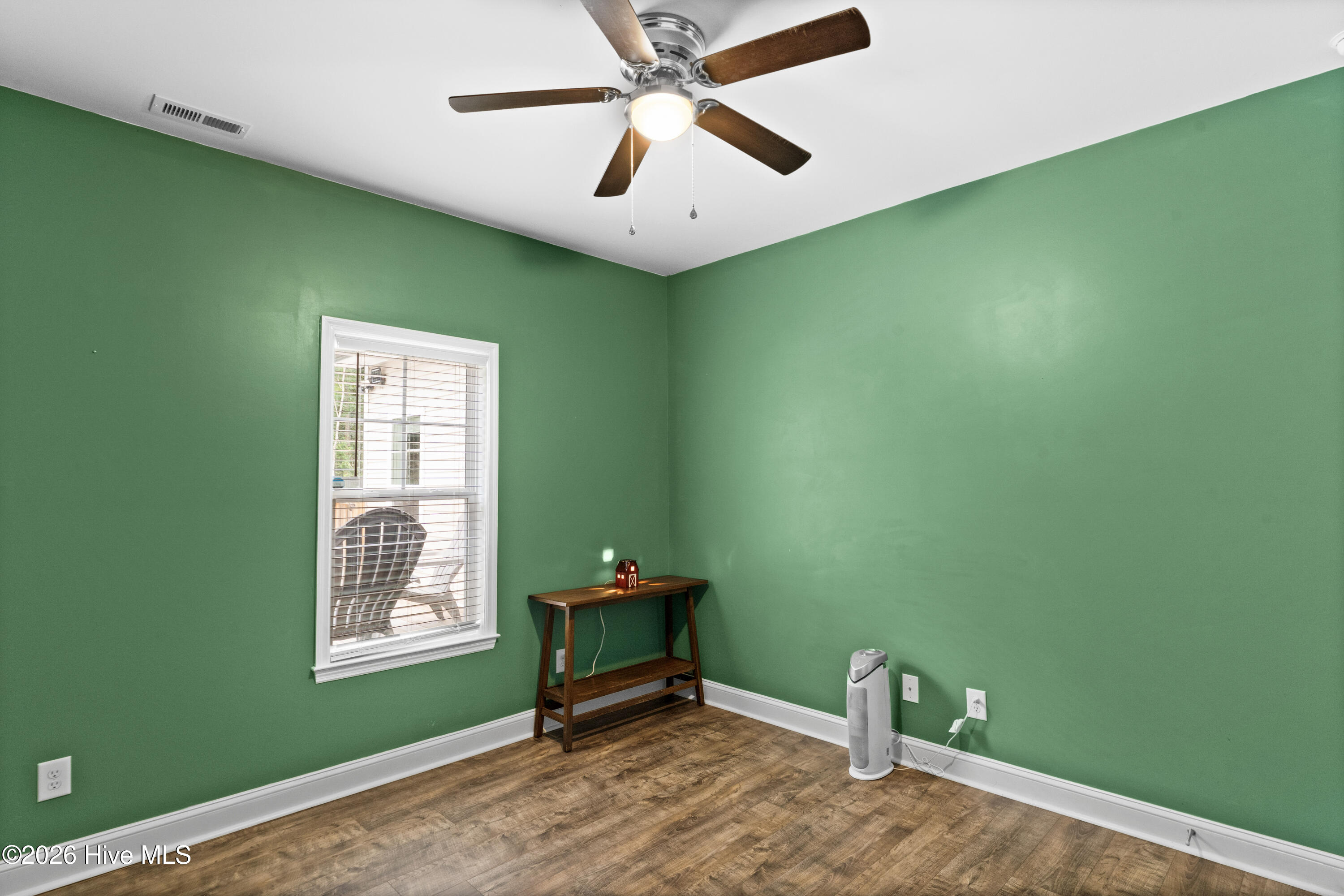 100555595 | Photo 23