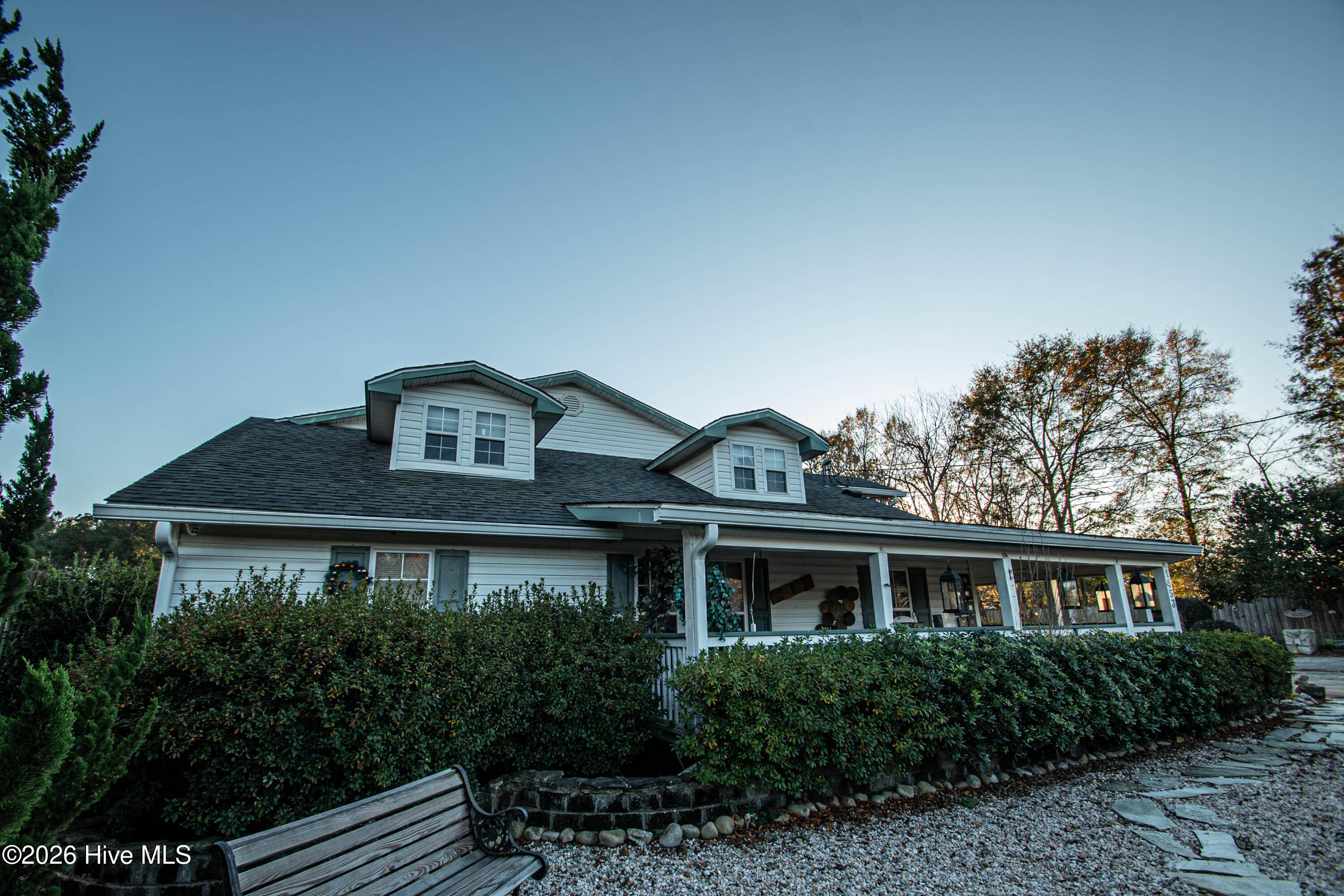 100554642 | Photo 15