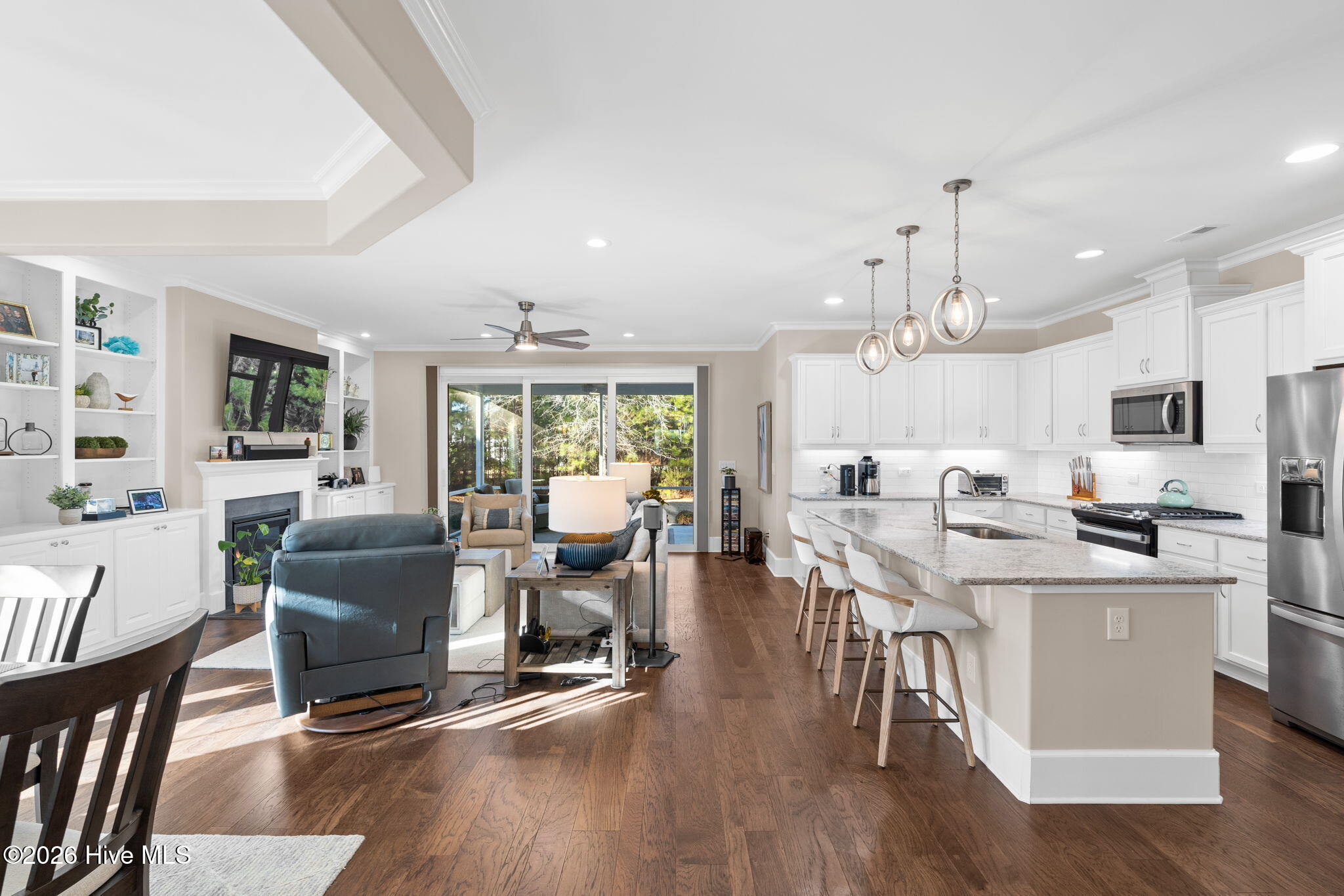 100552042 | Photo 13