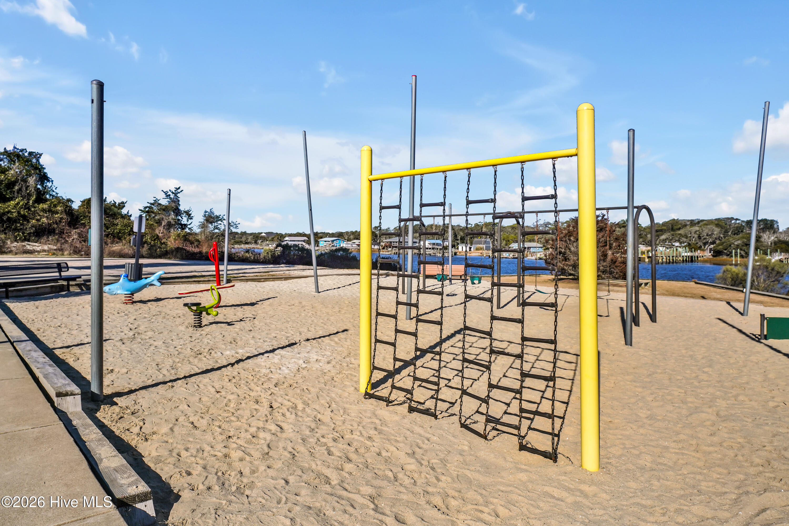 100555015 | Photo 68