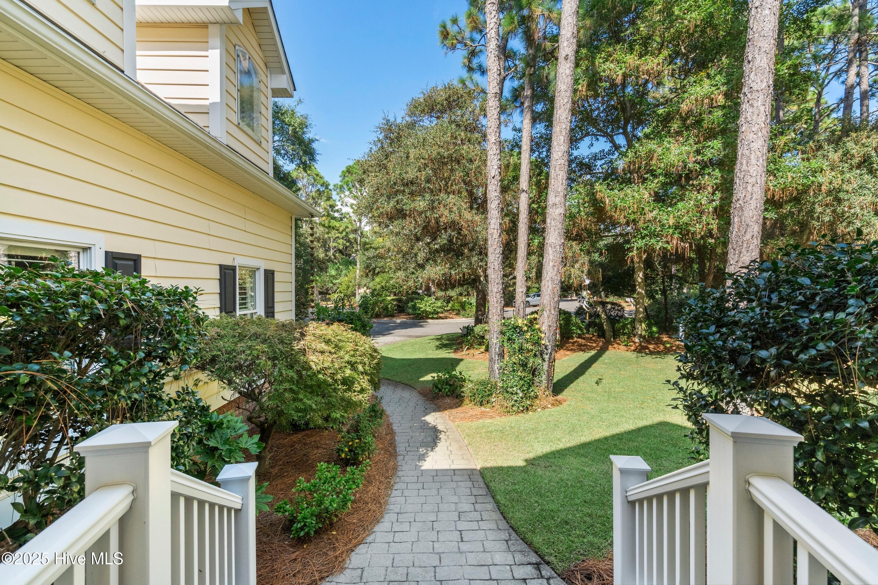501 Periwinkle Way, Caswell Beach, NC 28465 – photo 23: mls-DSC02103