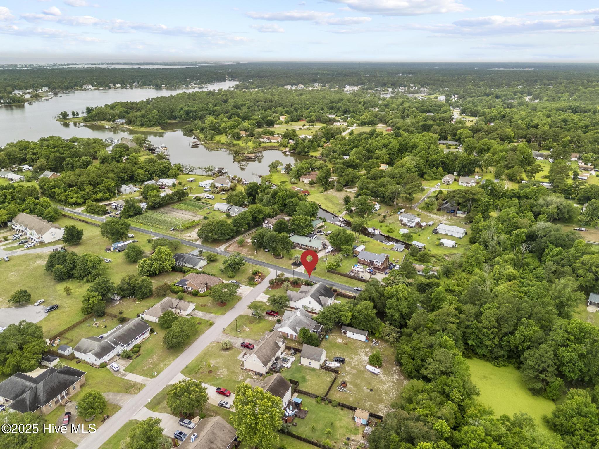 100512903 | Photo 79