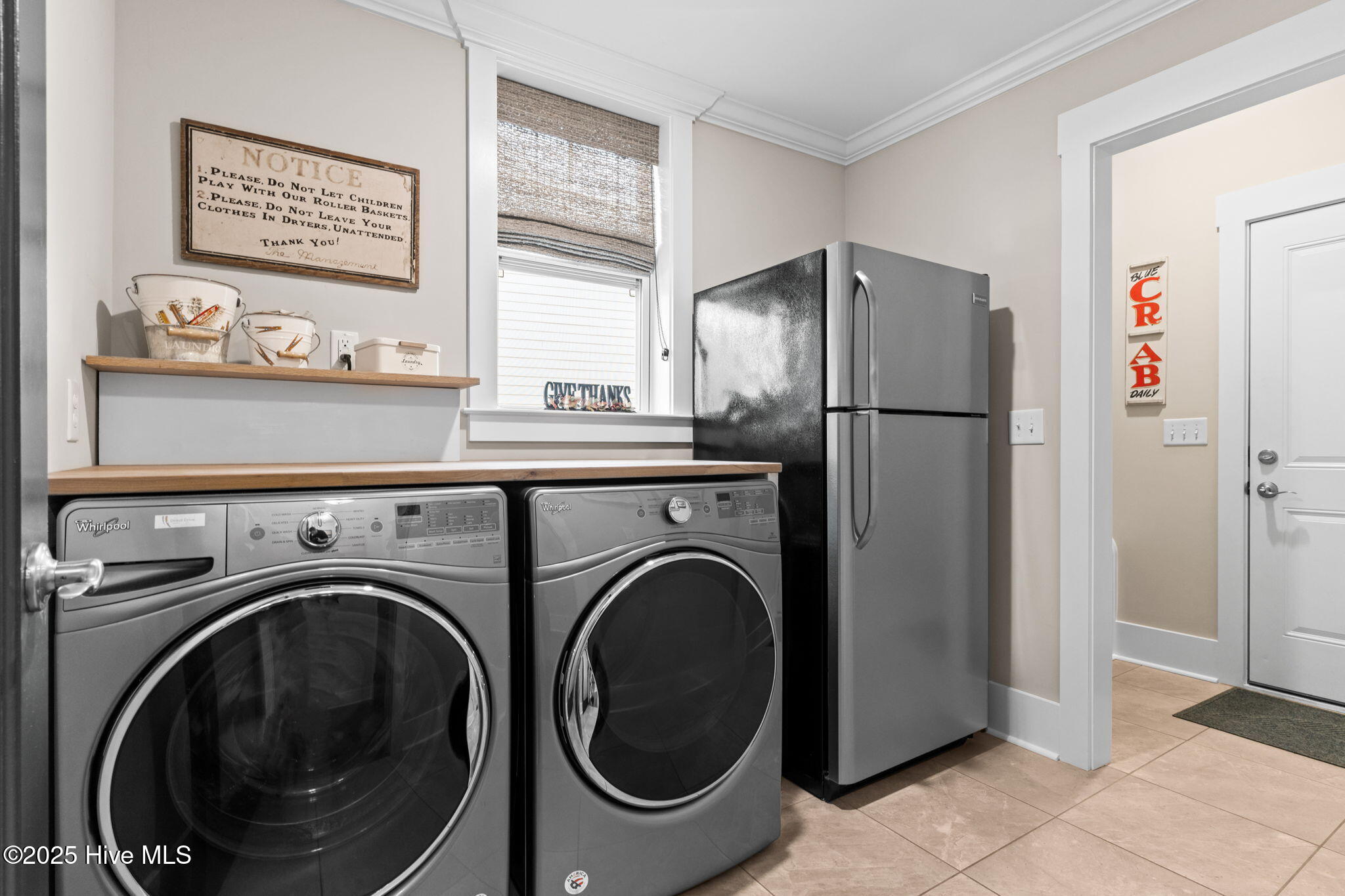 100539203 | Photo 35