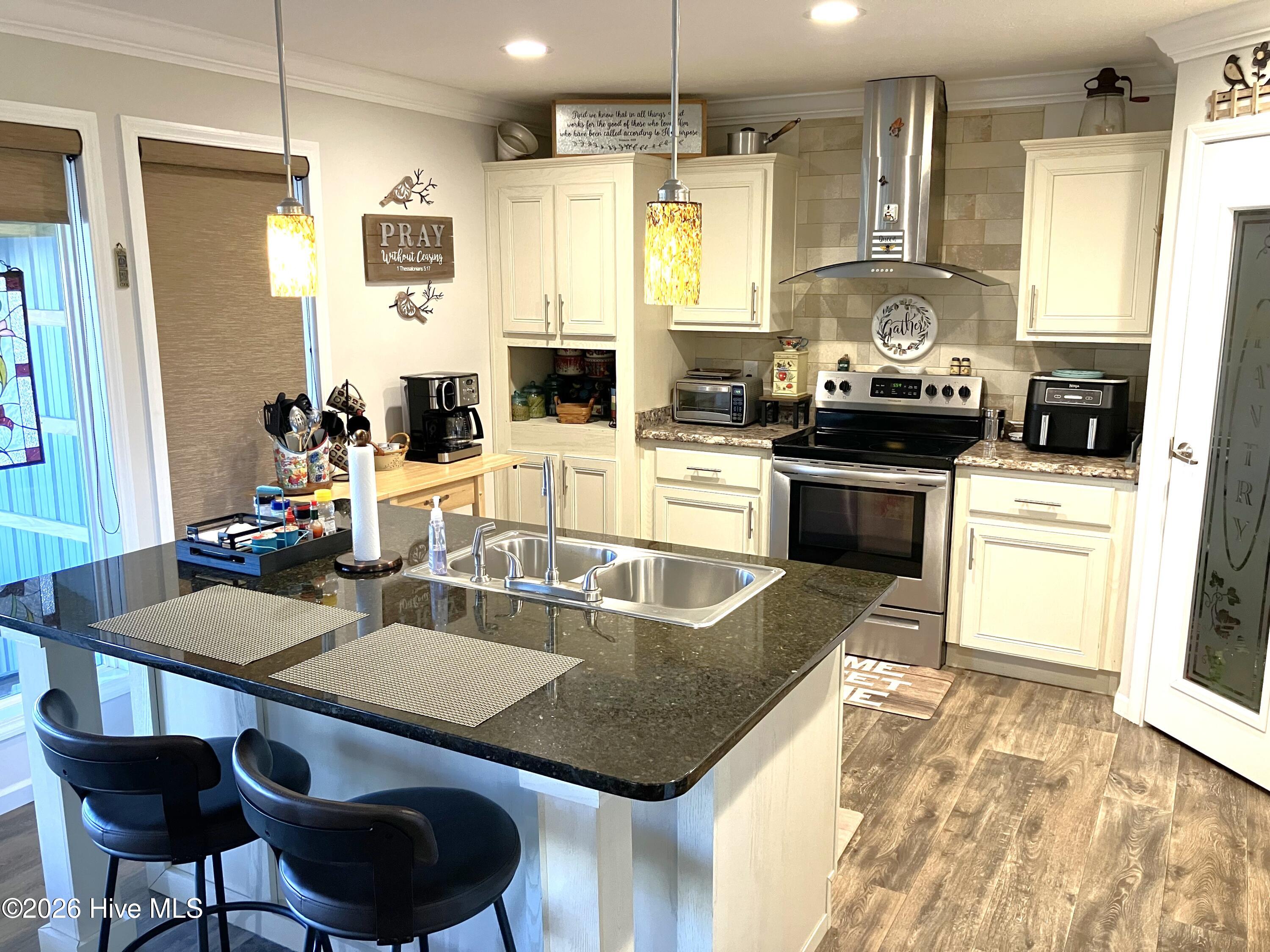 1406 White Oak River Road,Maysville
