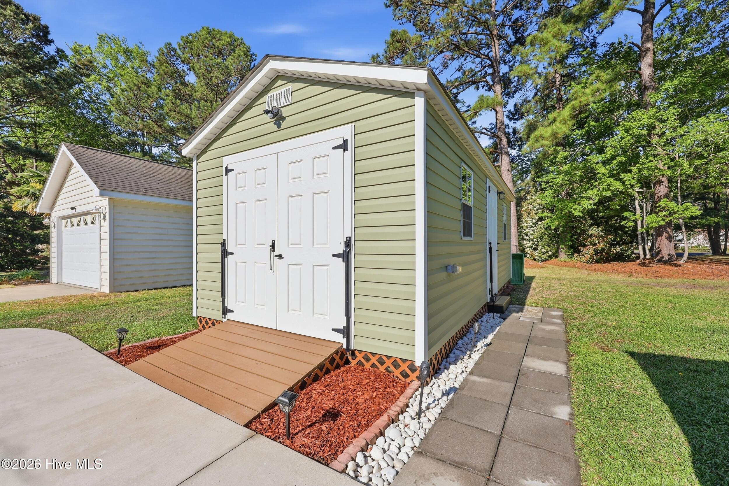 100567202 | Photo 32