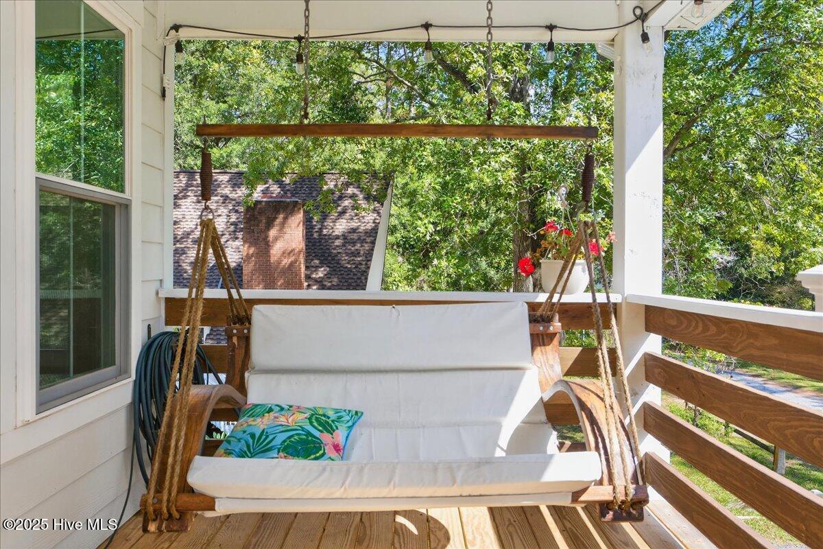 100536911 | Photo 47