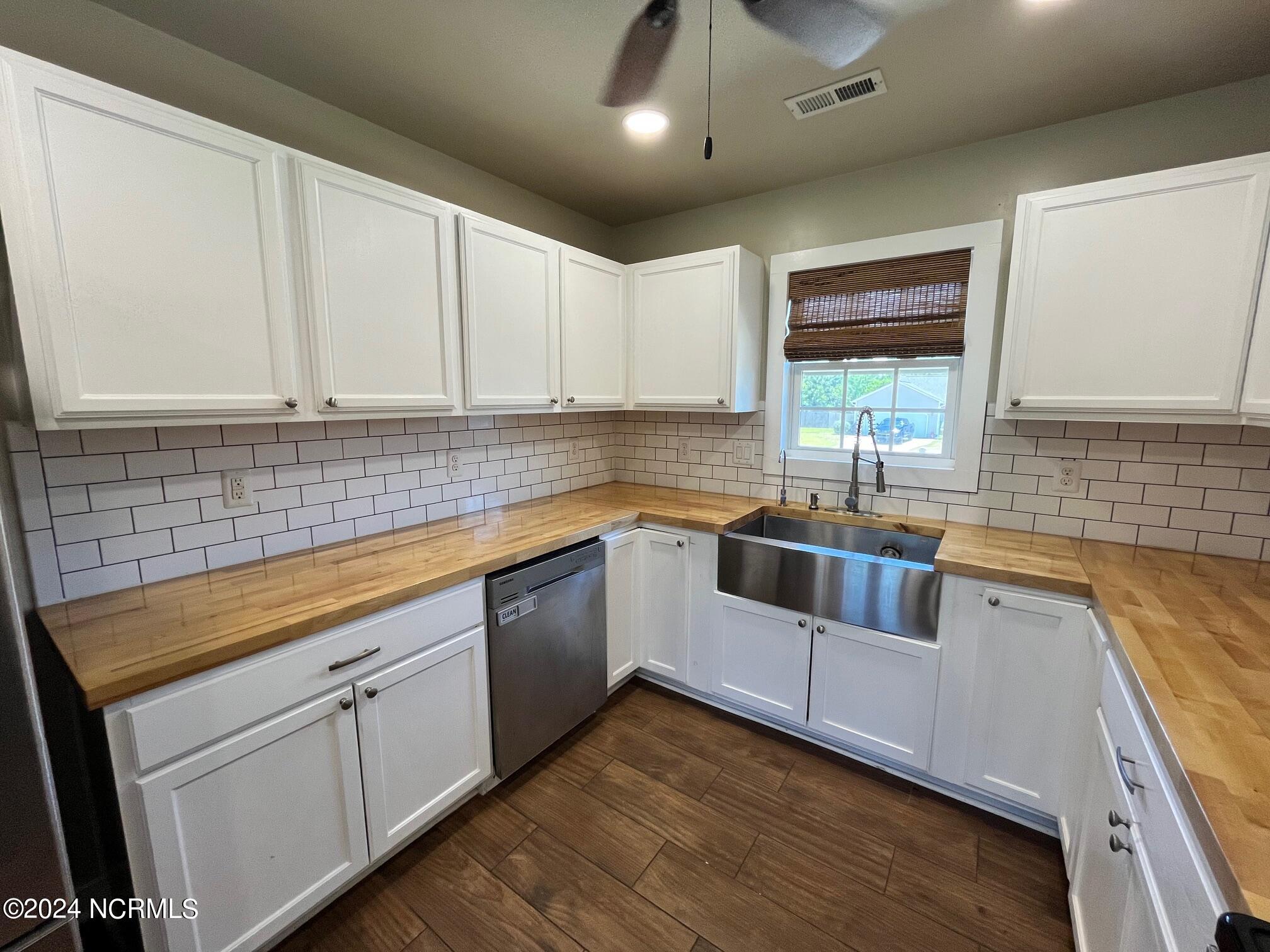 112 Jenna Rea Road,Hubert