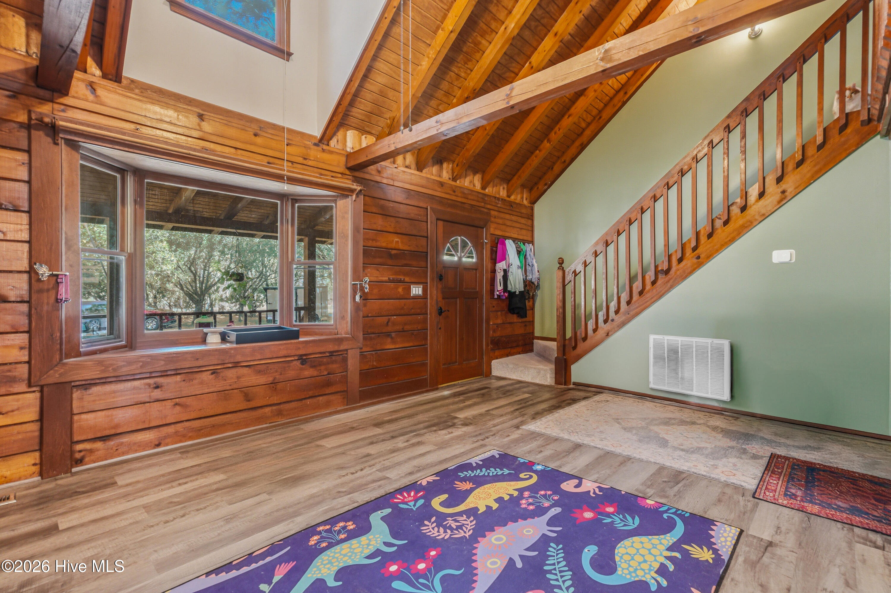 100566654 | Photo 19