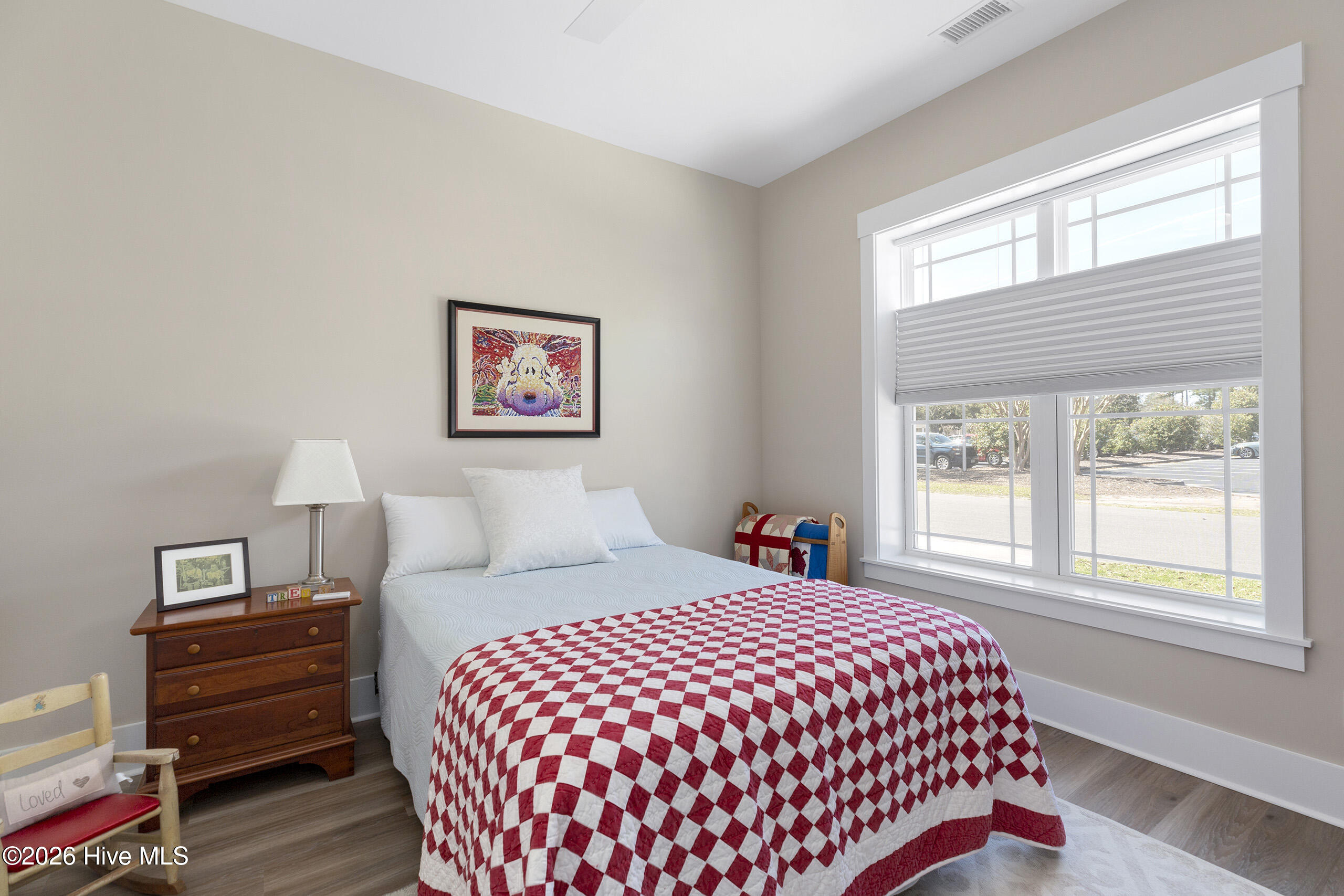 100561954 | Photo 19