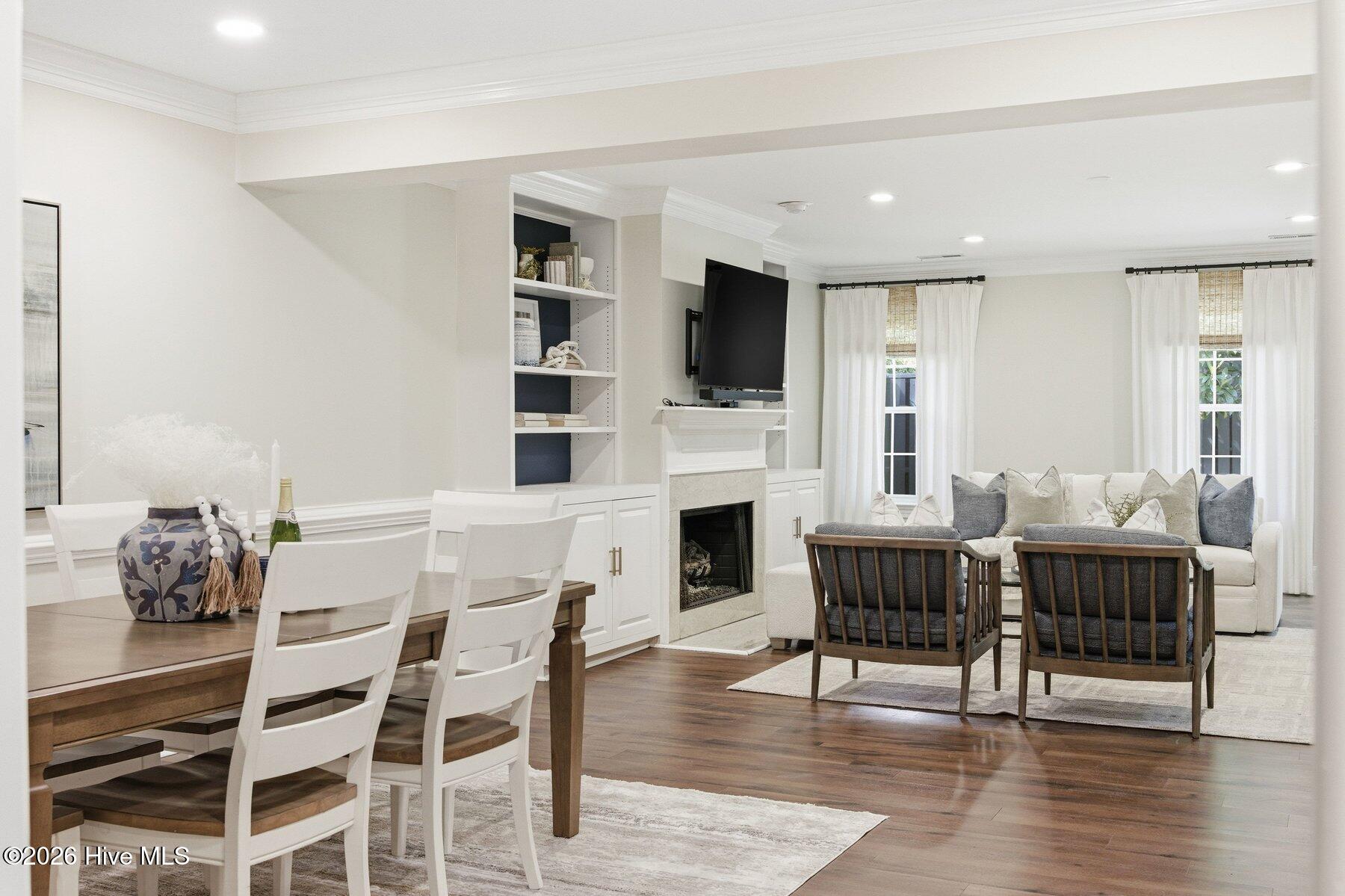 100566257 | Photo 13