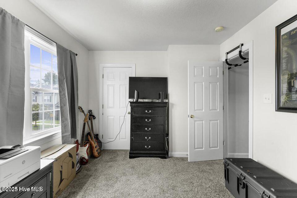 100545031 | Photo 13