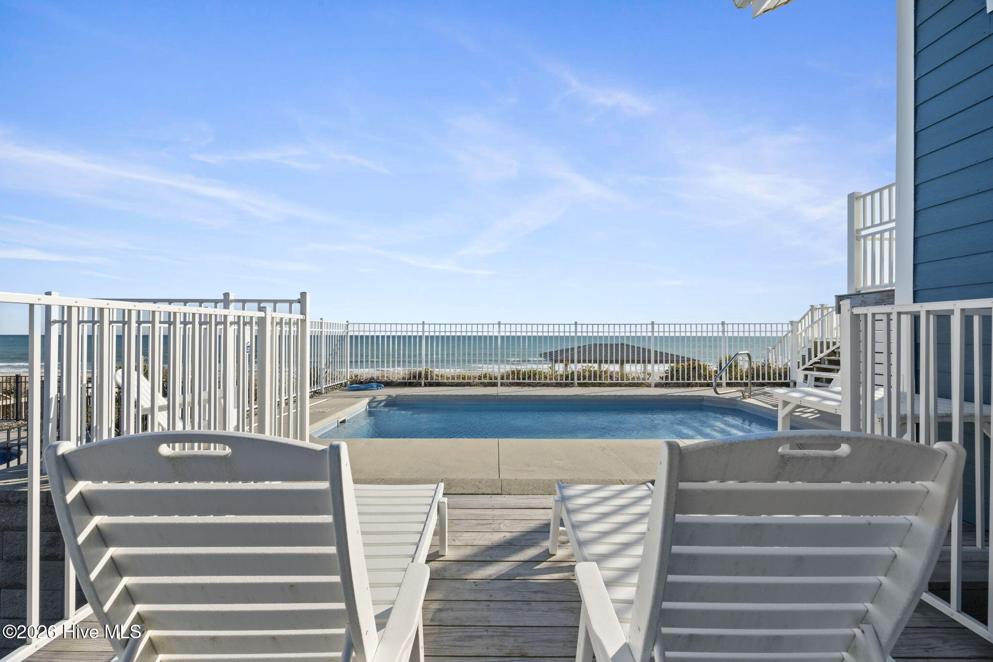 100552942 | Photo 60