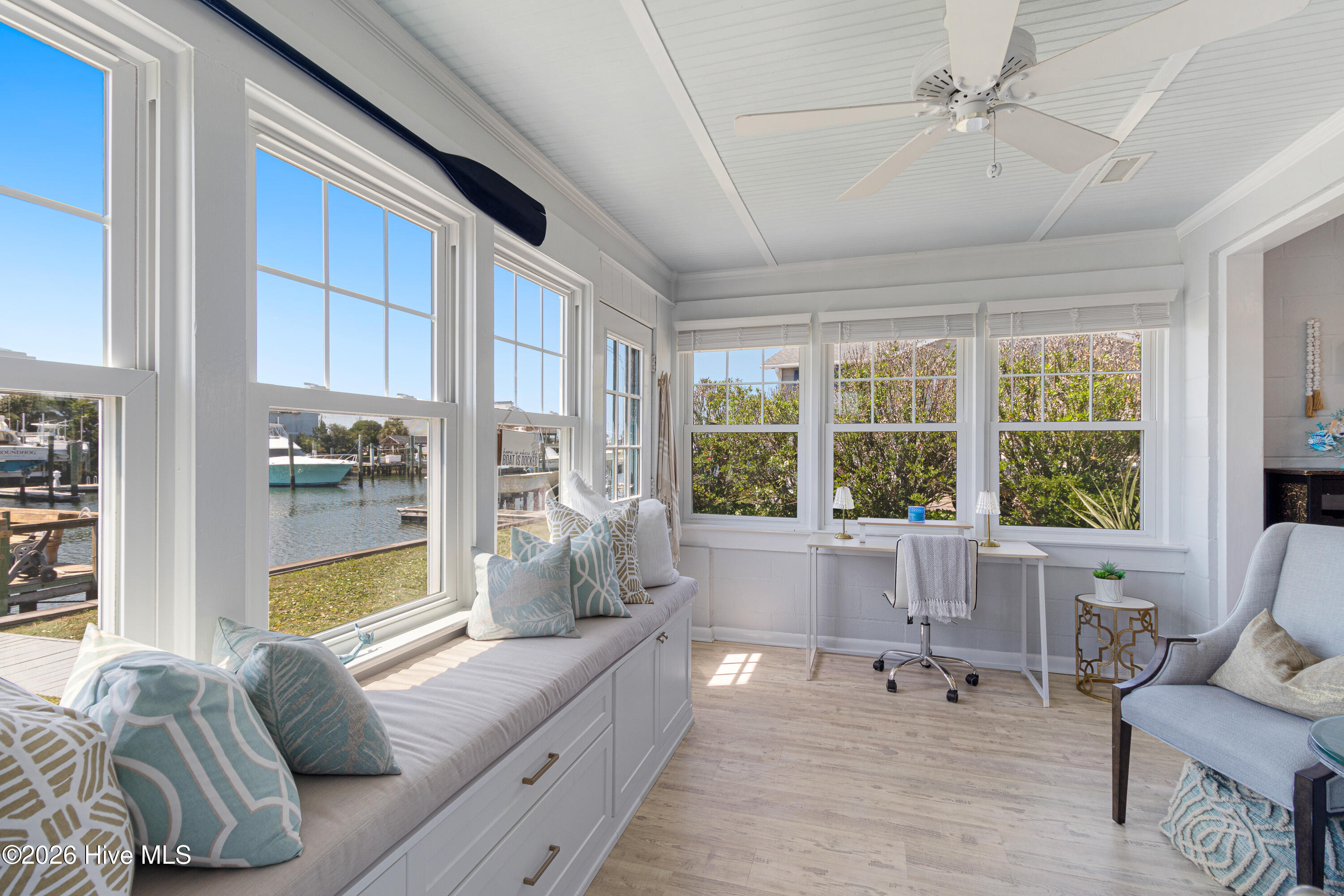 213 W Bogue Sound Drive,Atlantic Beach