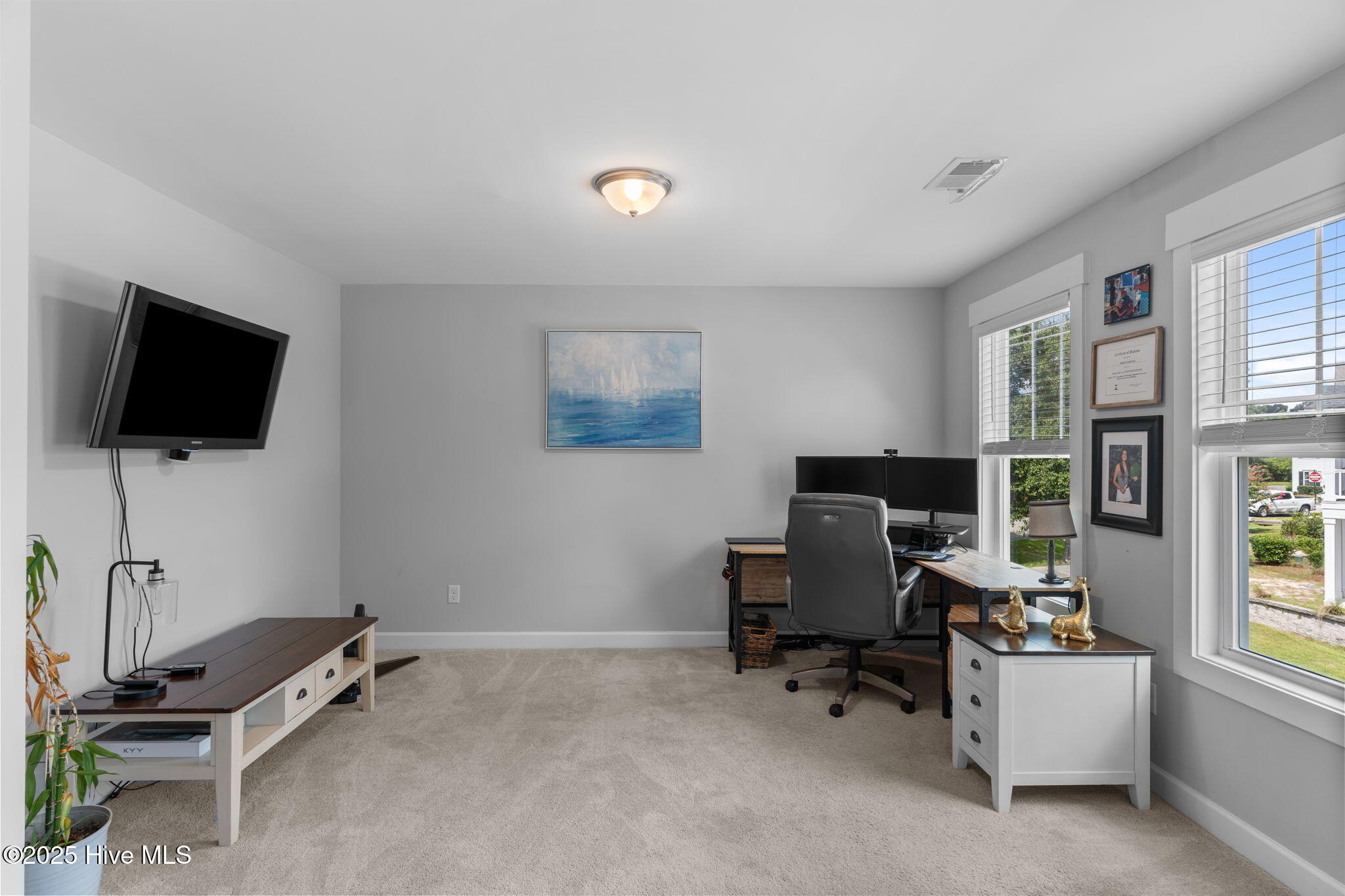 100526886 | Photo 23