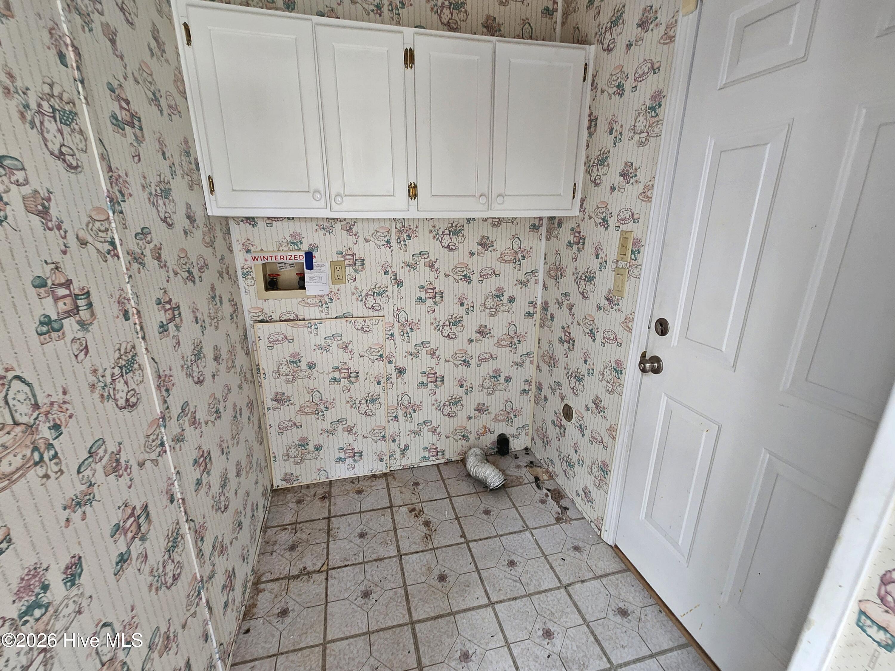 100566960 | Photo 24