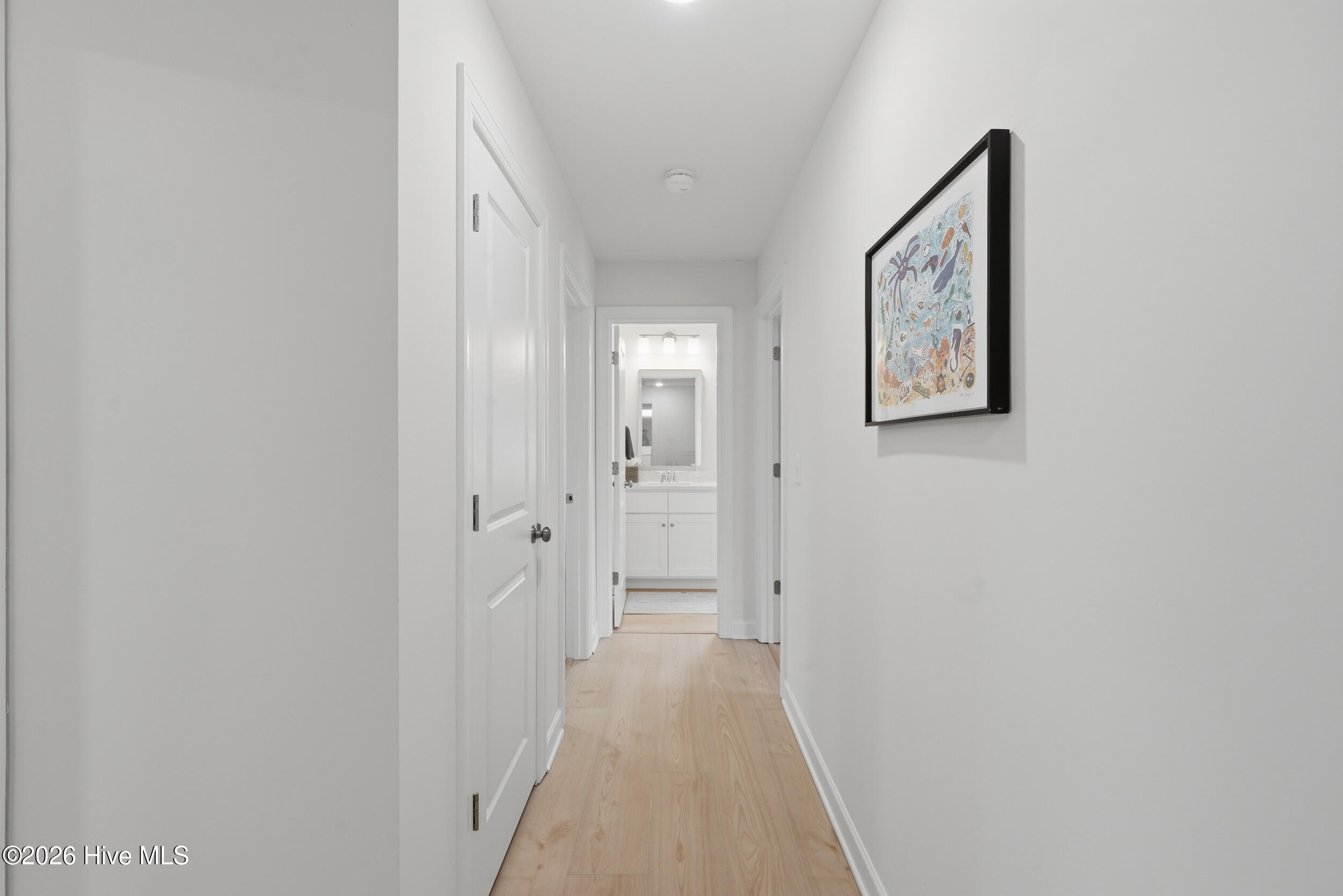 100559477 | Photo 32