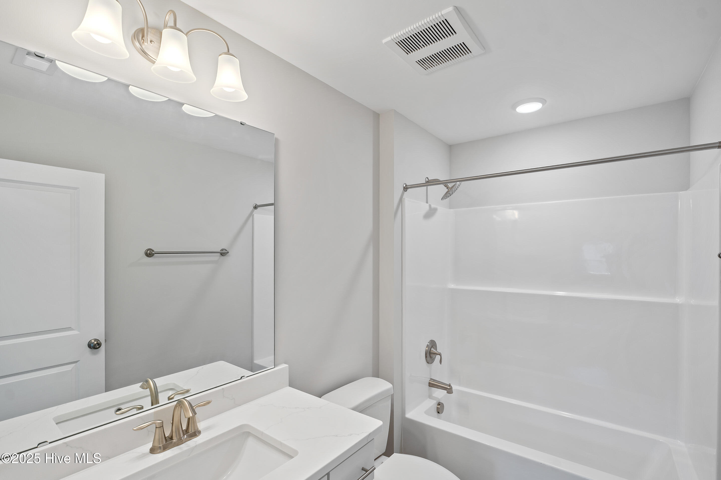 100506457 | Photo 52