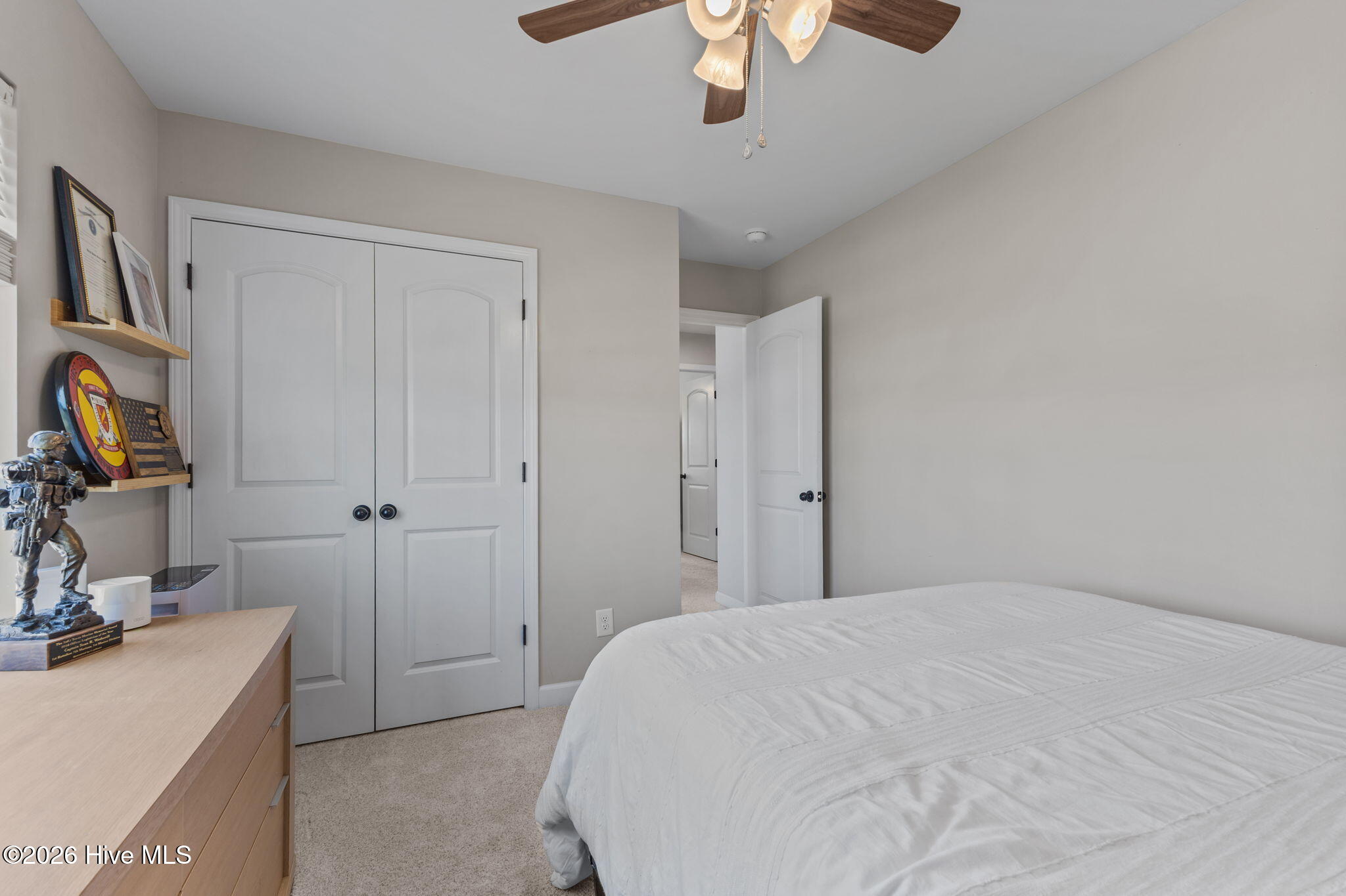 100568670 | Photo 28