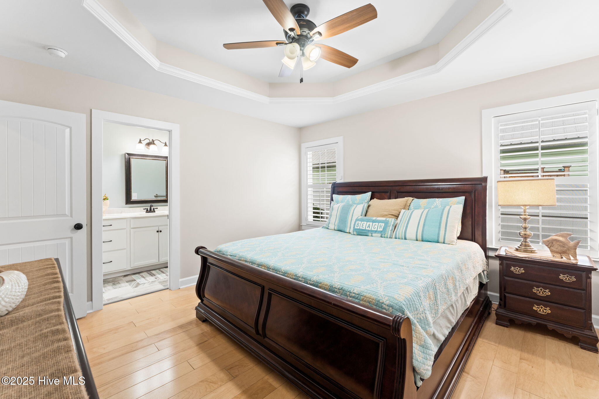 100538896 | Photo 24