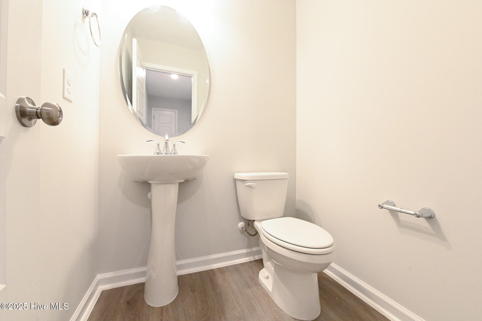 Undisclosed Address, La Grange, NC, 28551