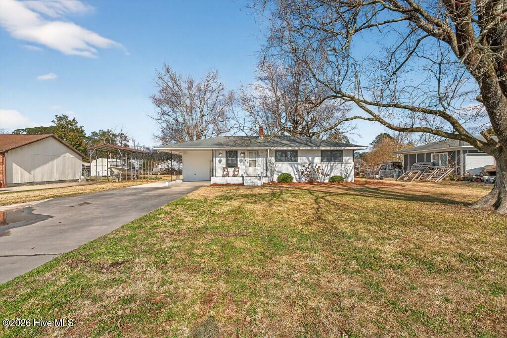 914 Greenfield Heights 