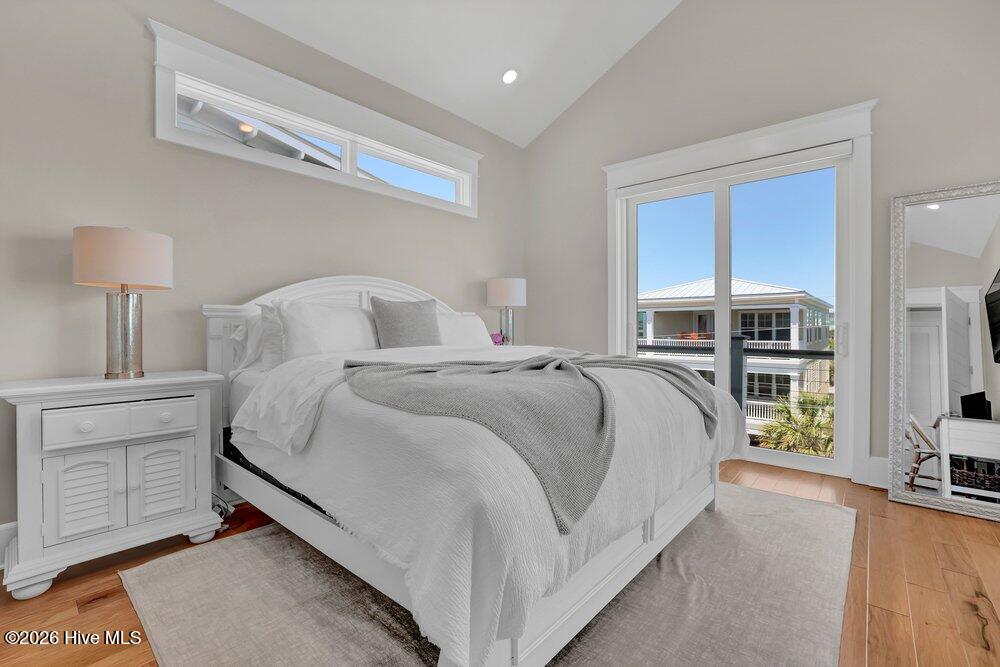 24 Seagull Street Unit B, Wrightsville Beach, NC 28480 – photo 15: img_4553
