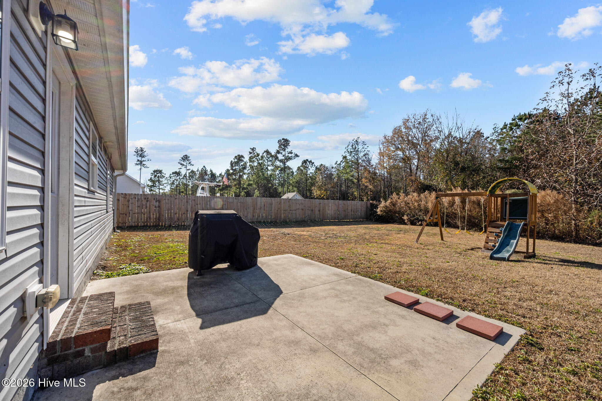 100547902 | Photo 44