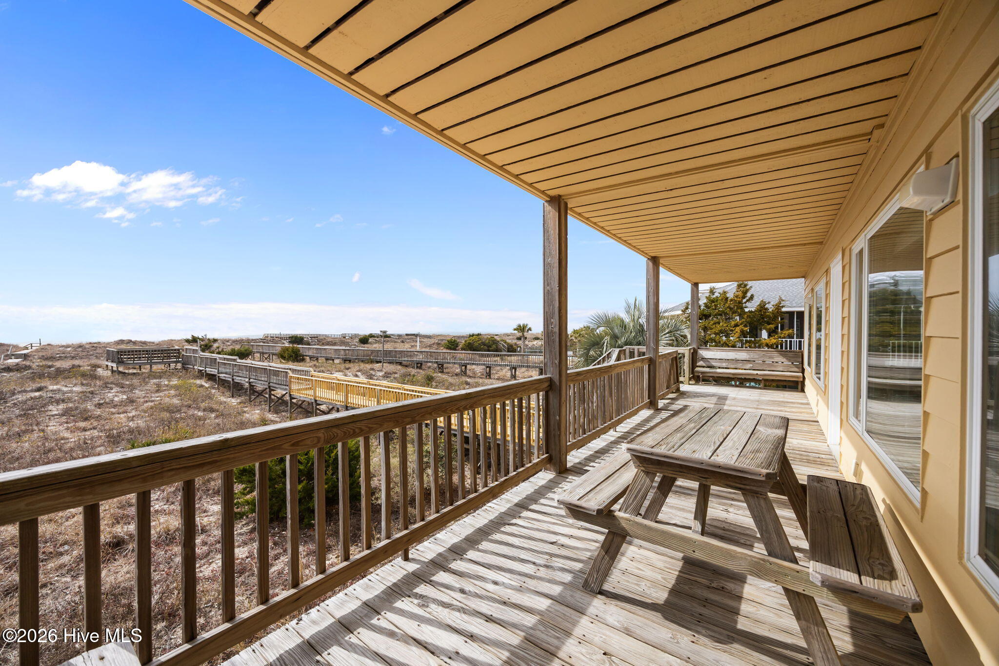 100554247 | Photo 62