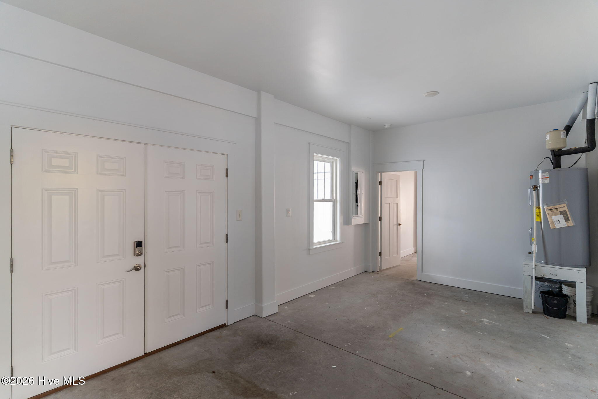 100561647 | Photo 54