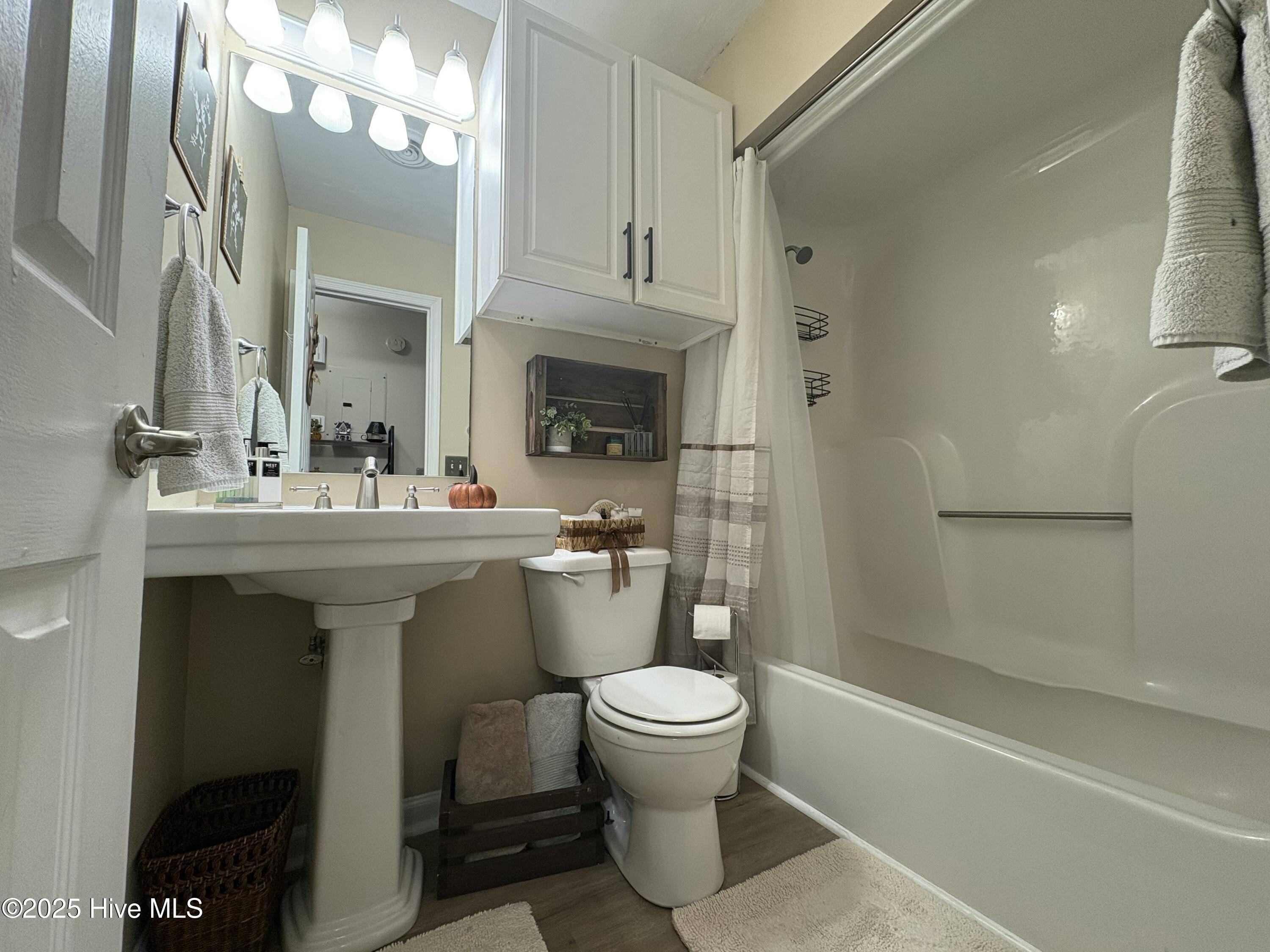 100538040 | Photo 26