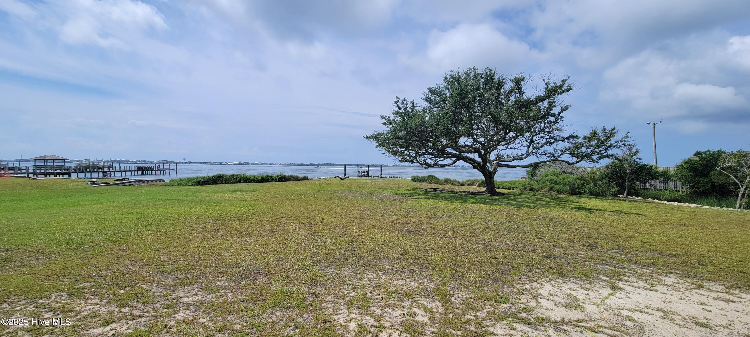 202 S 34th Street,Morehead City