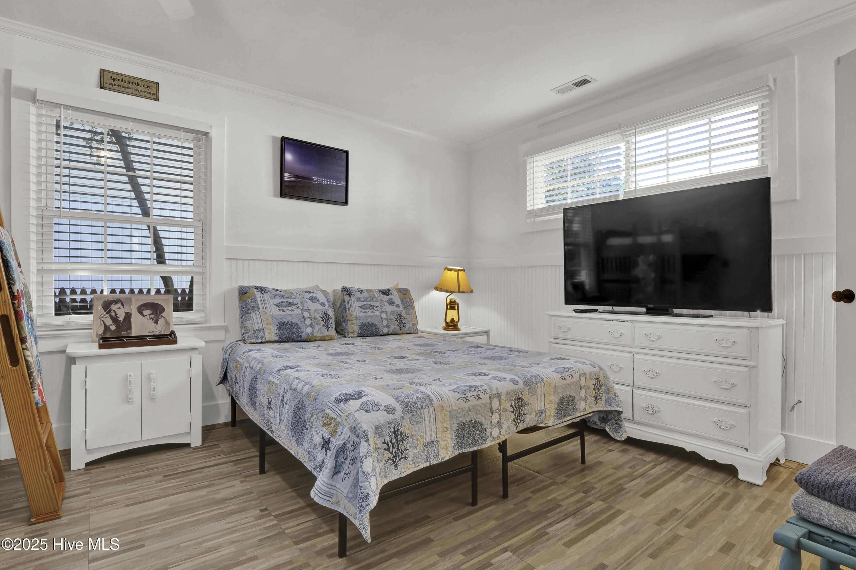 100537490 | Photo 21