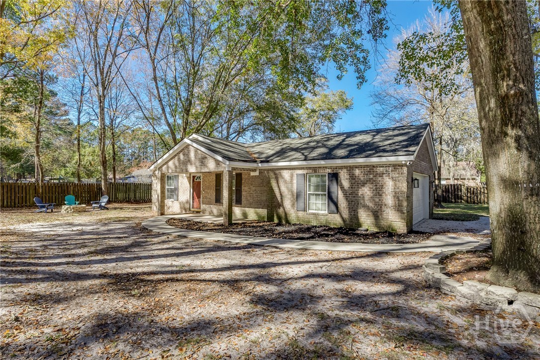 Homes for sale in Rincon, GA | 31 Oak Ln, Rincon, GA 31326 | MLS# SA343875