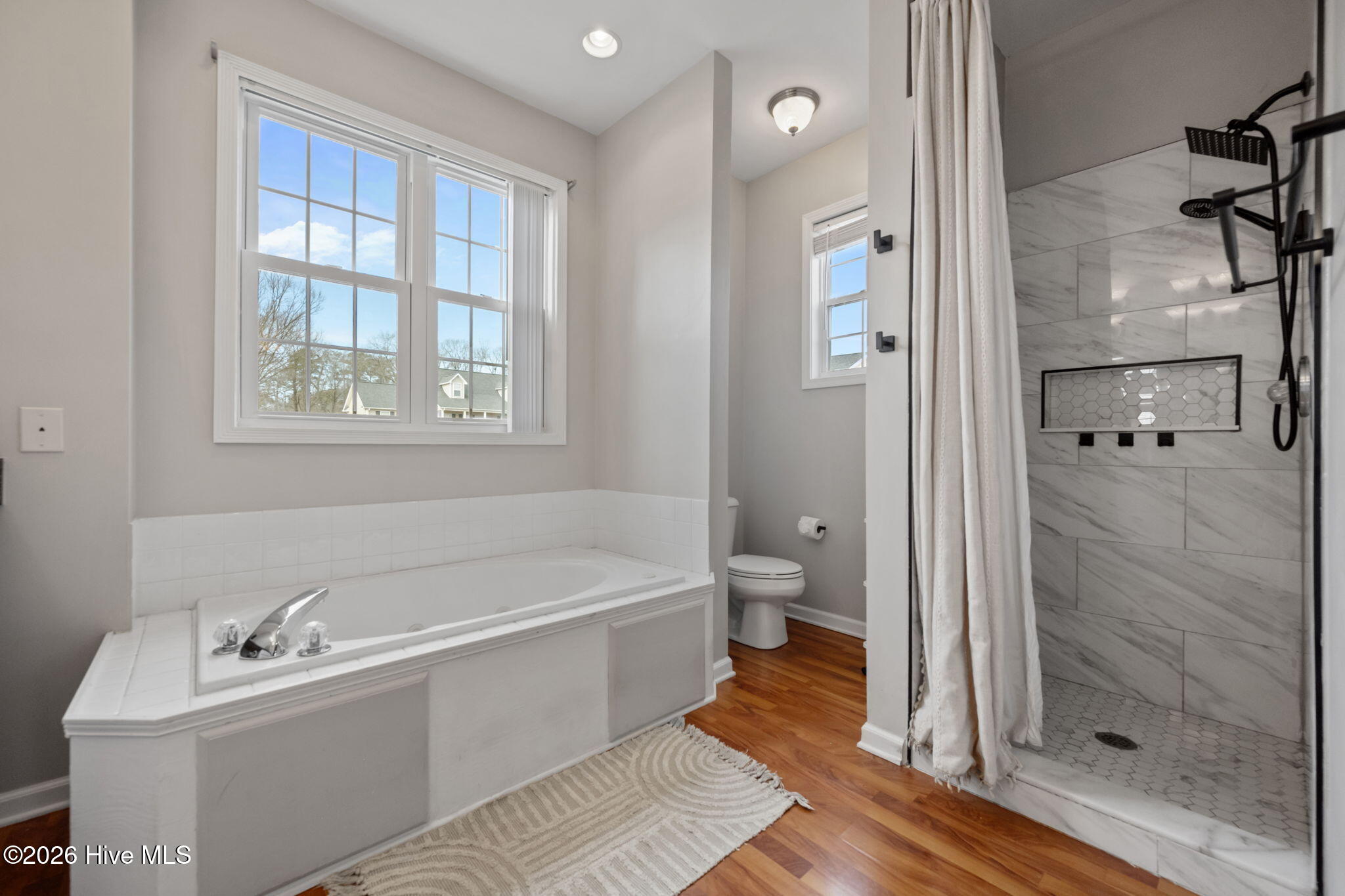 100552924 | Photo 23