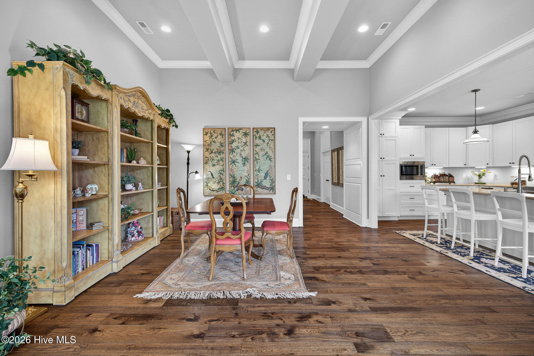 100565960 | Photo 32