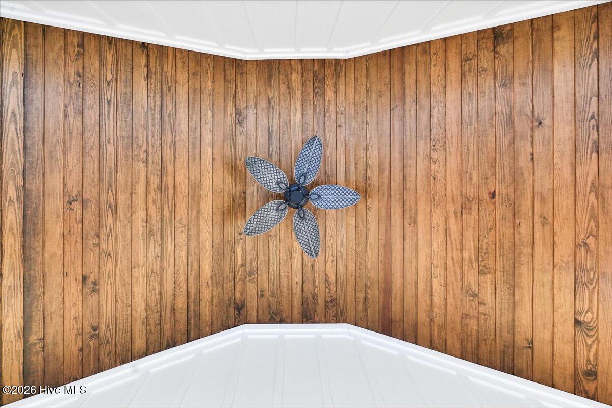 100551251 | Photo 55