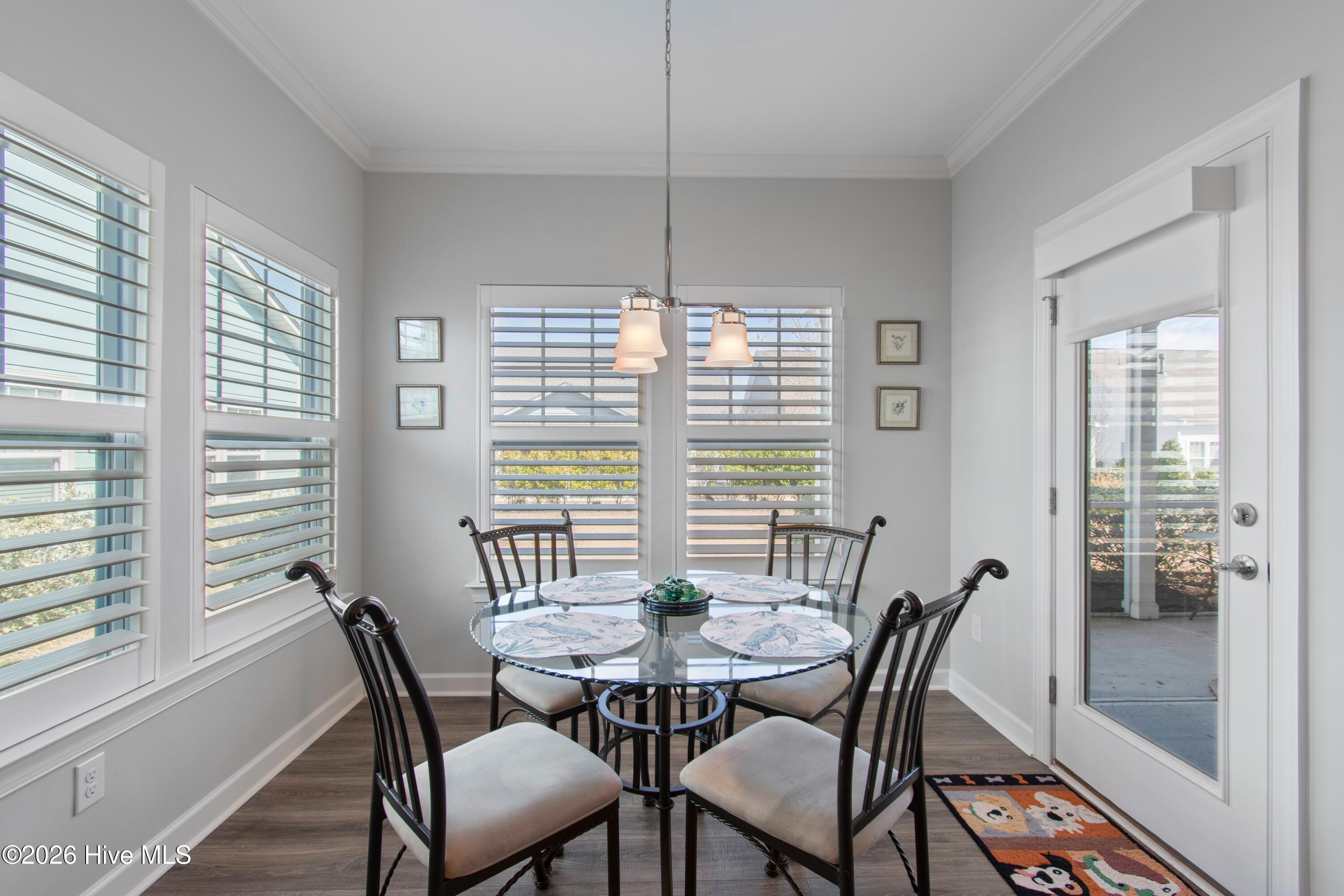 100559235 | Photo 12