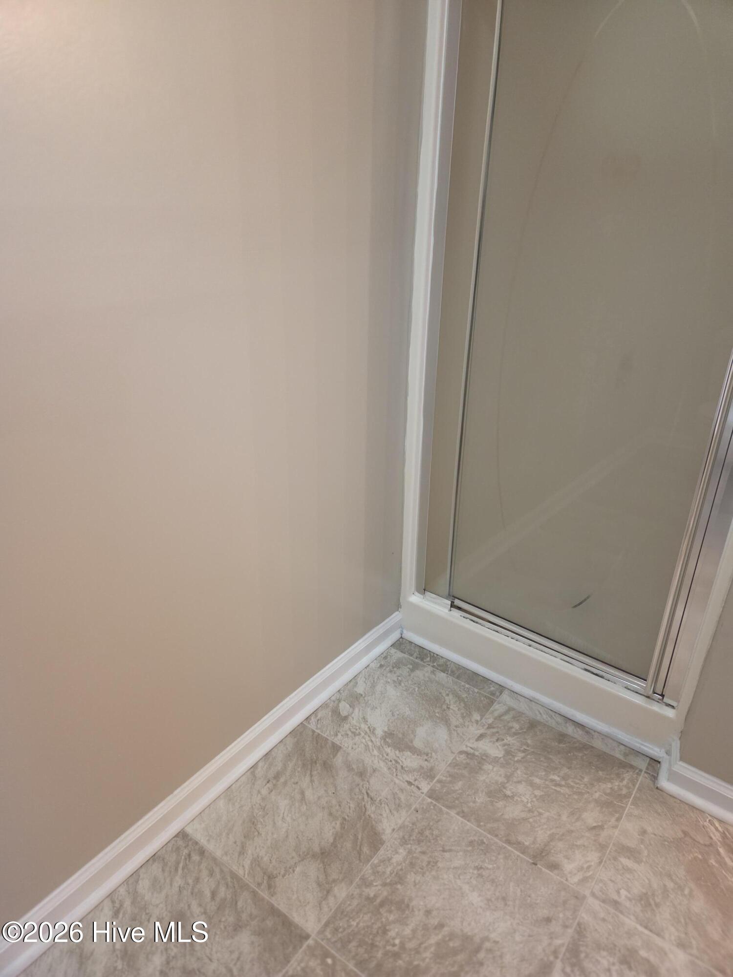 Undisclosed Address, Greenville, NC, 27858