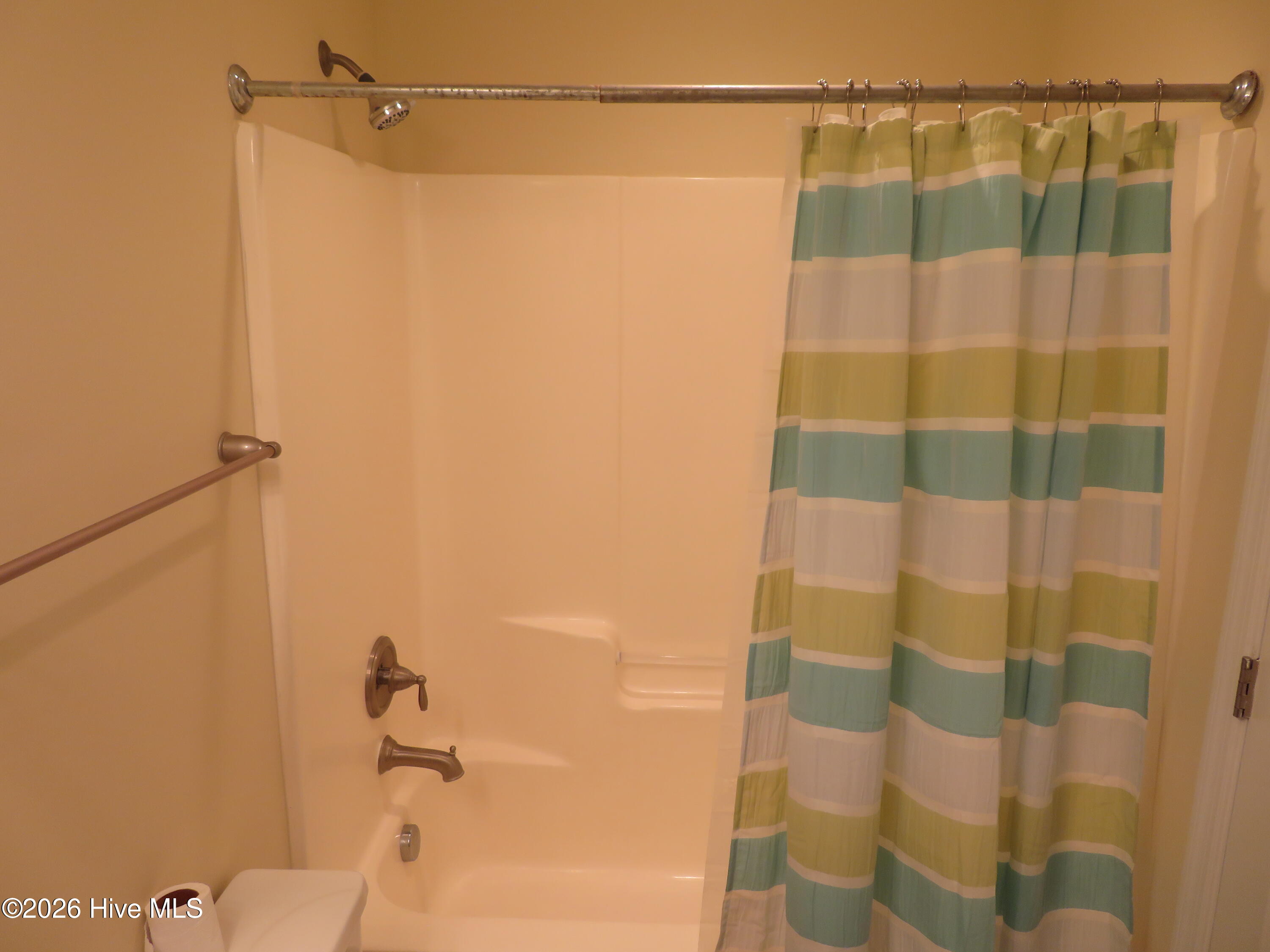 100554351 | Photo 23