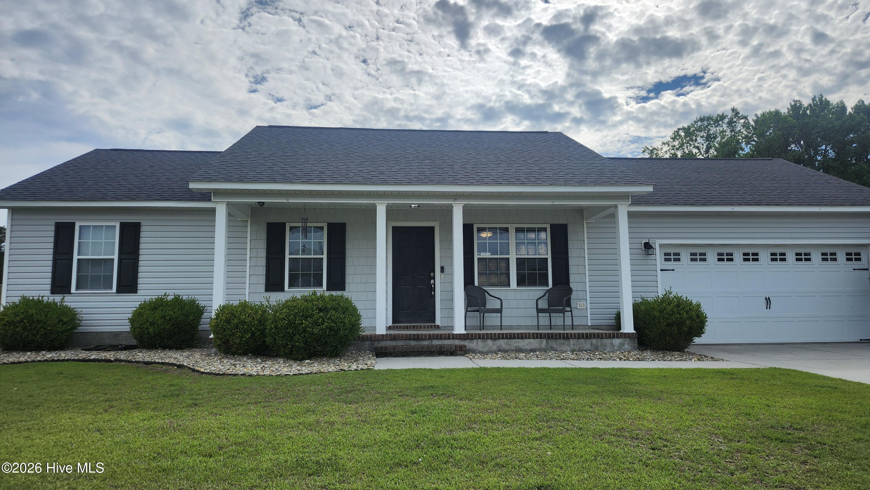 112 Eagle Ridge Drive, Beulaville, NC 28518 Listing Photo  1