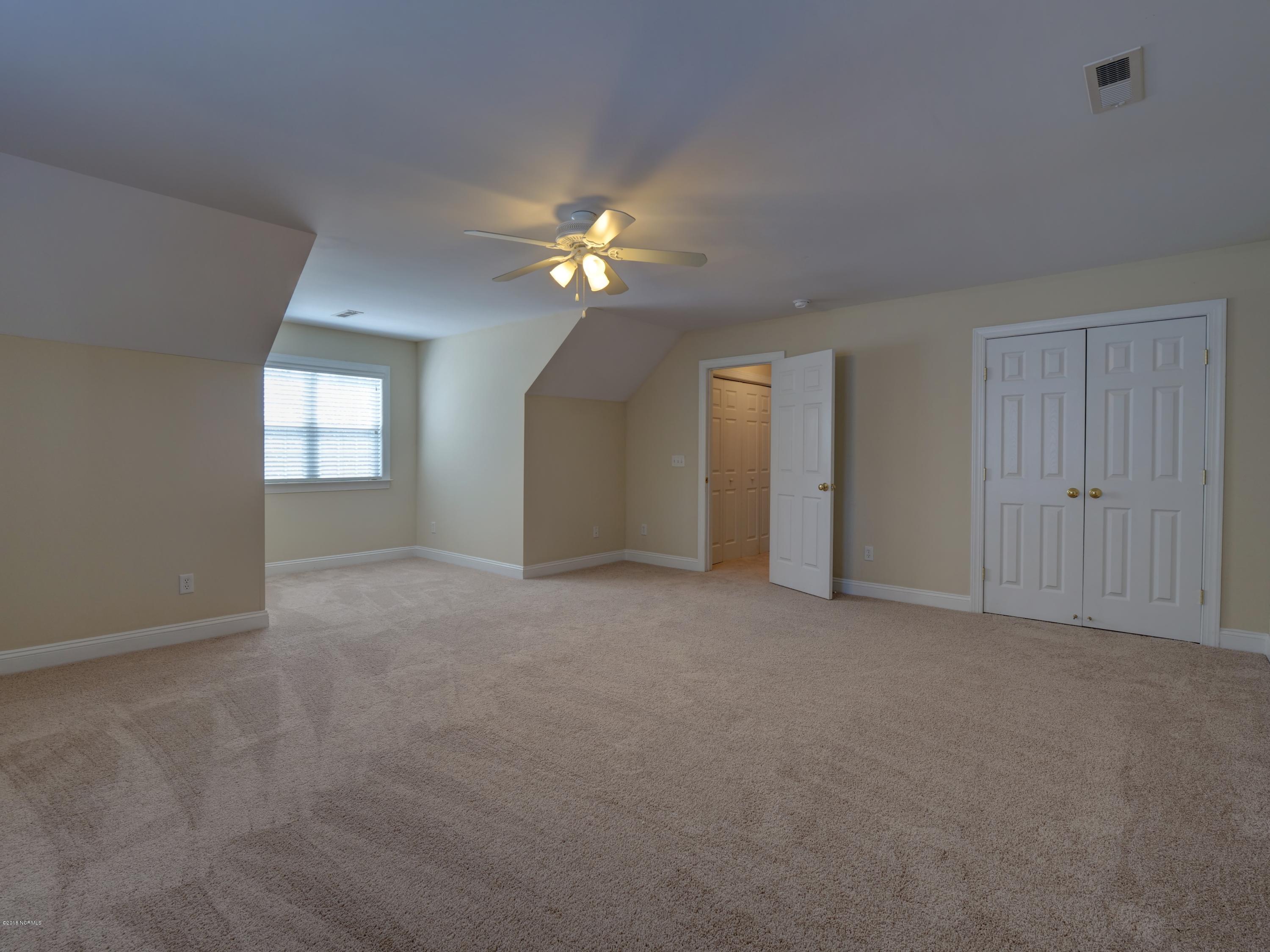 100541932 | Photo 29