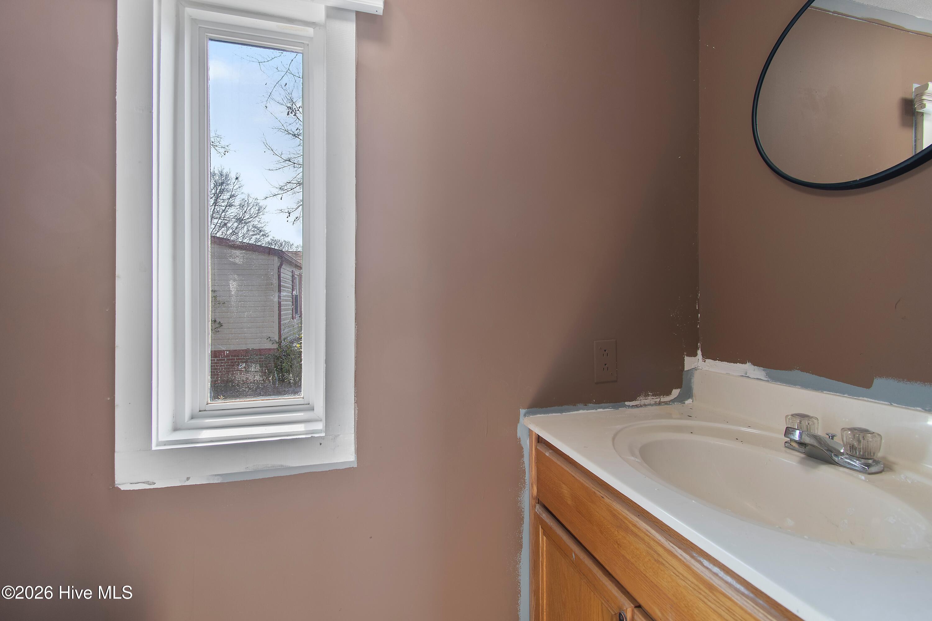 100553824 | Photo 12