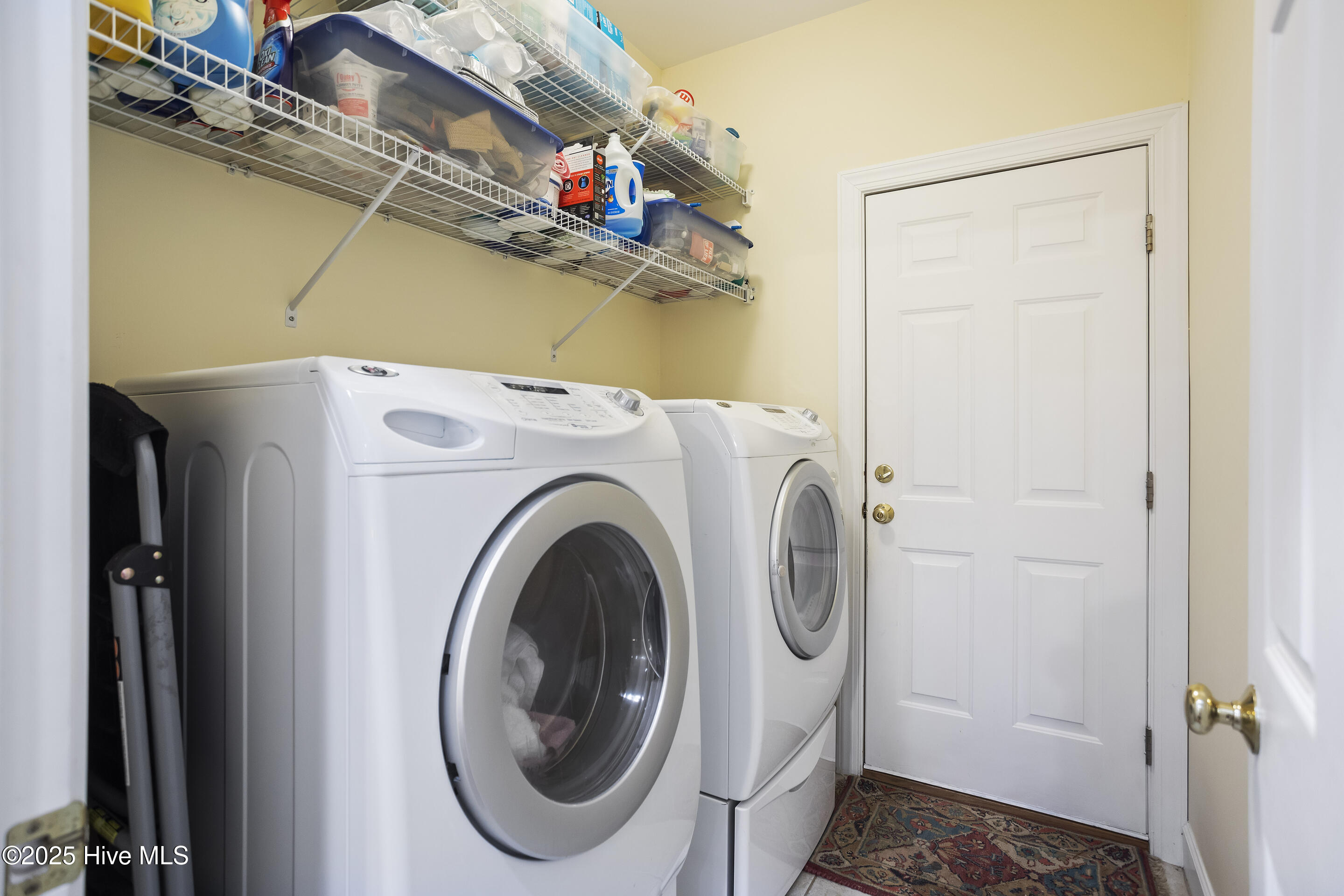 100528316 | Photo 28