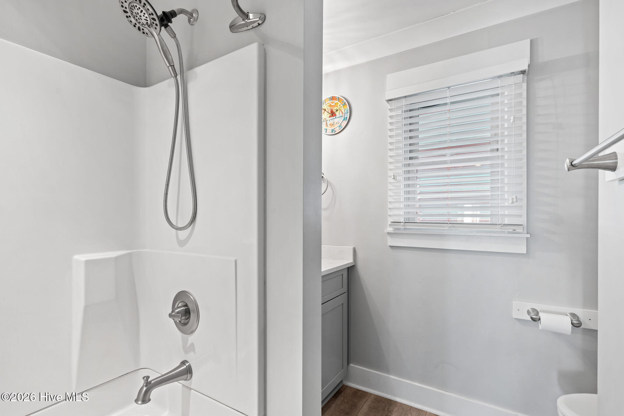 100552493 | Photo 19