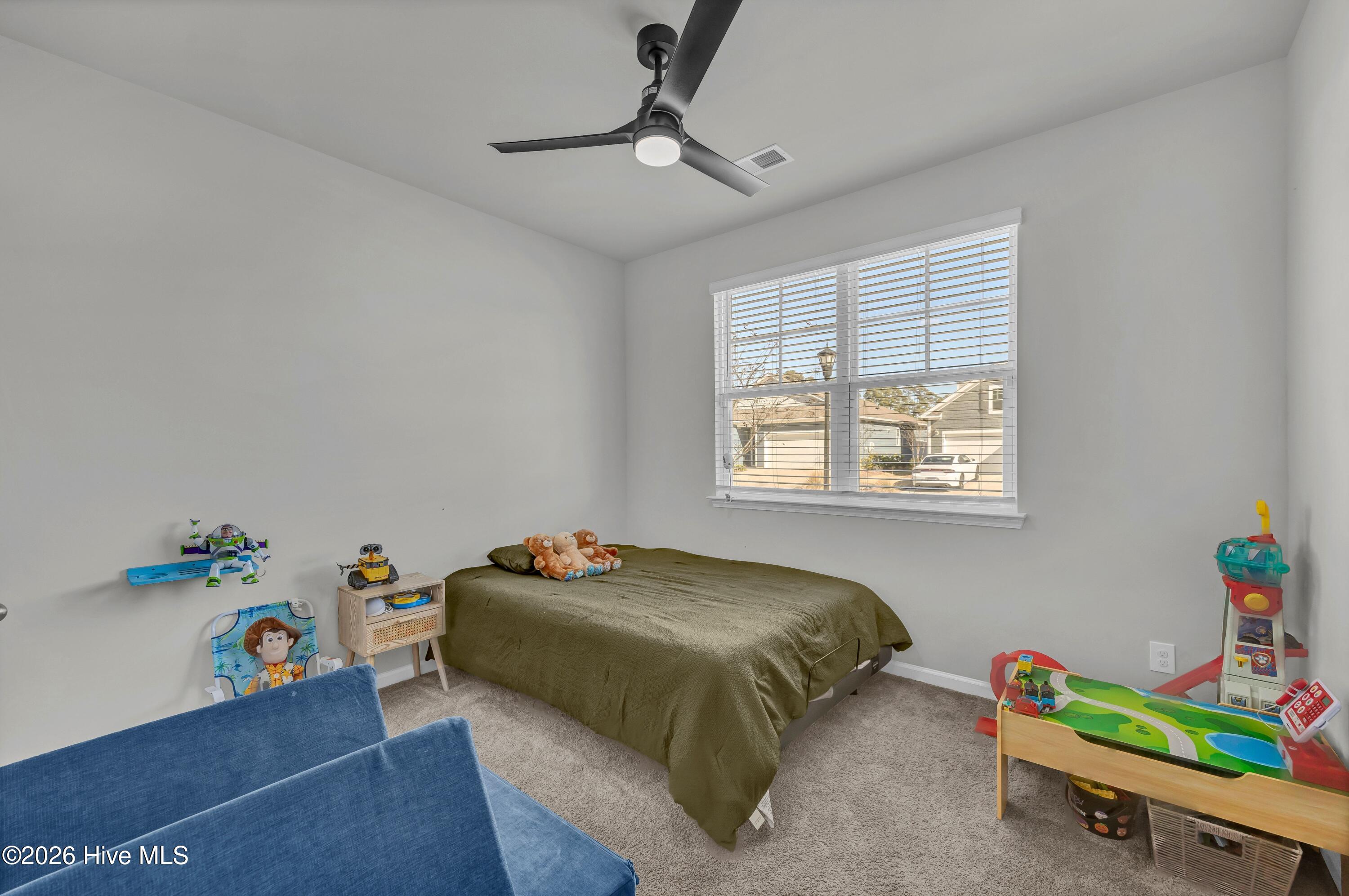 100548554 | Photo 23